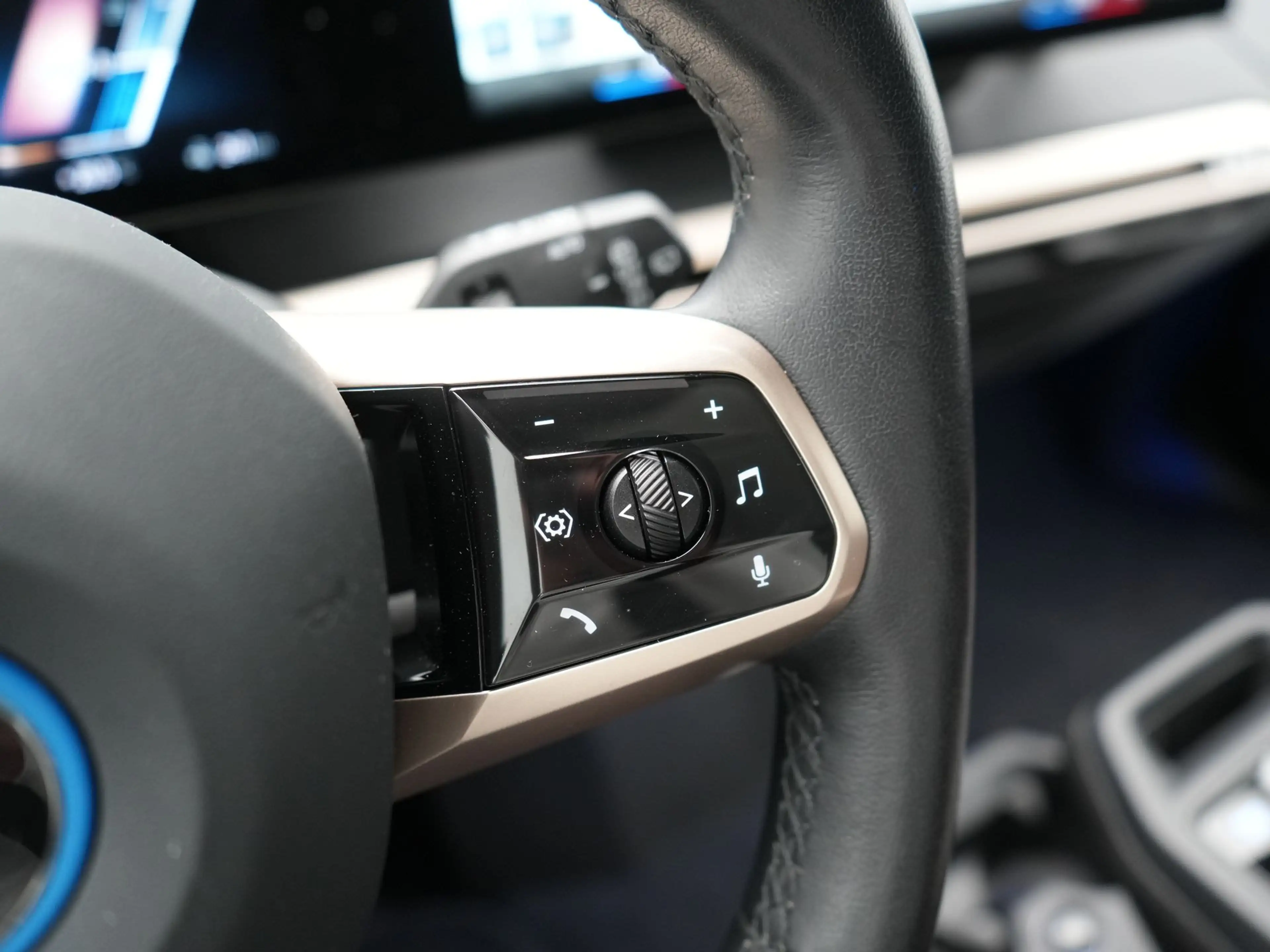 BMW iX xDrive40 Excellence 77 kWh 327pk | SOH 96,9% | Tre — photo 30