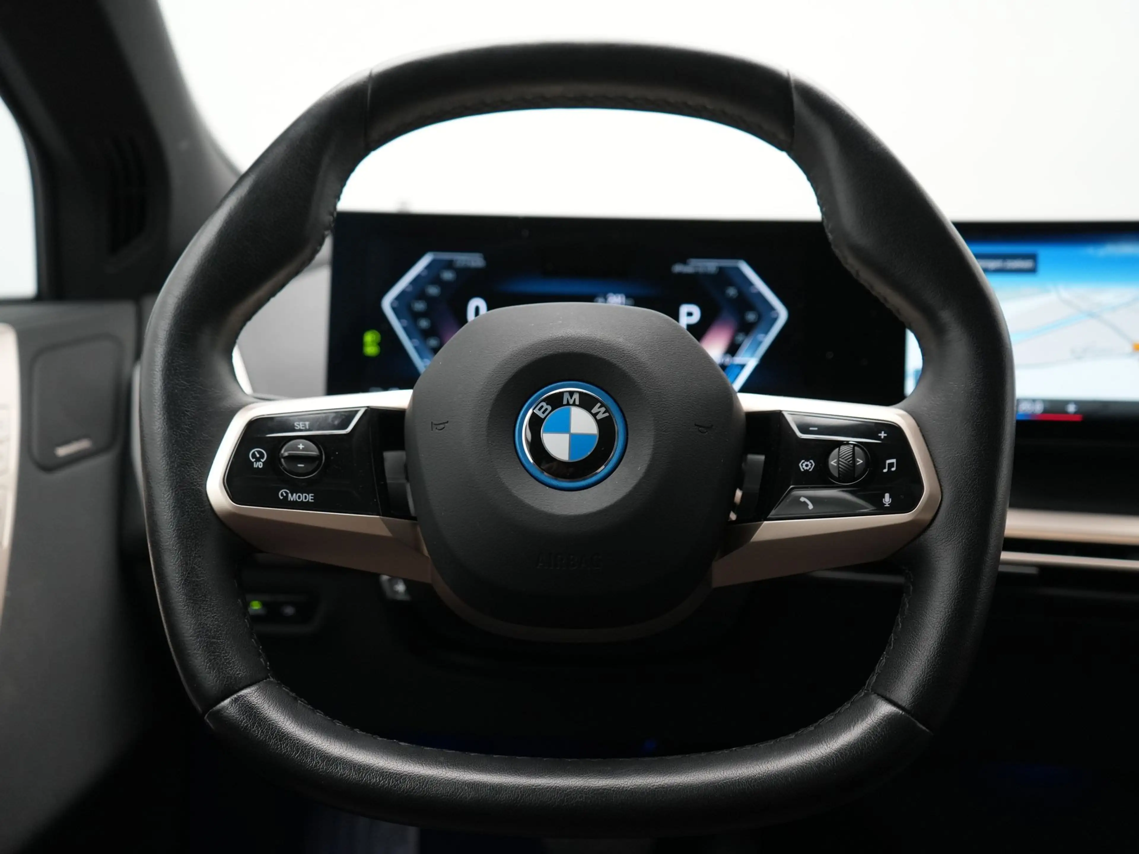 BMW iX xDrive40 Excellence 77 kWh 327pk | SOH 96,9% | Tre — photo 27