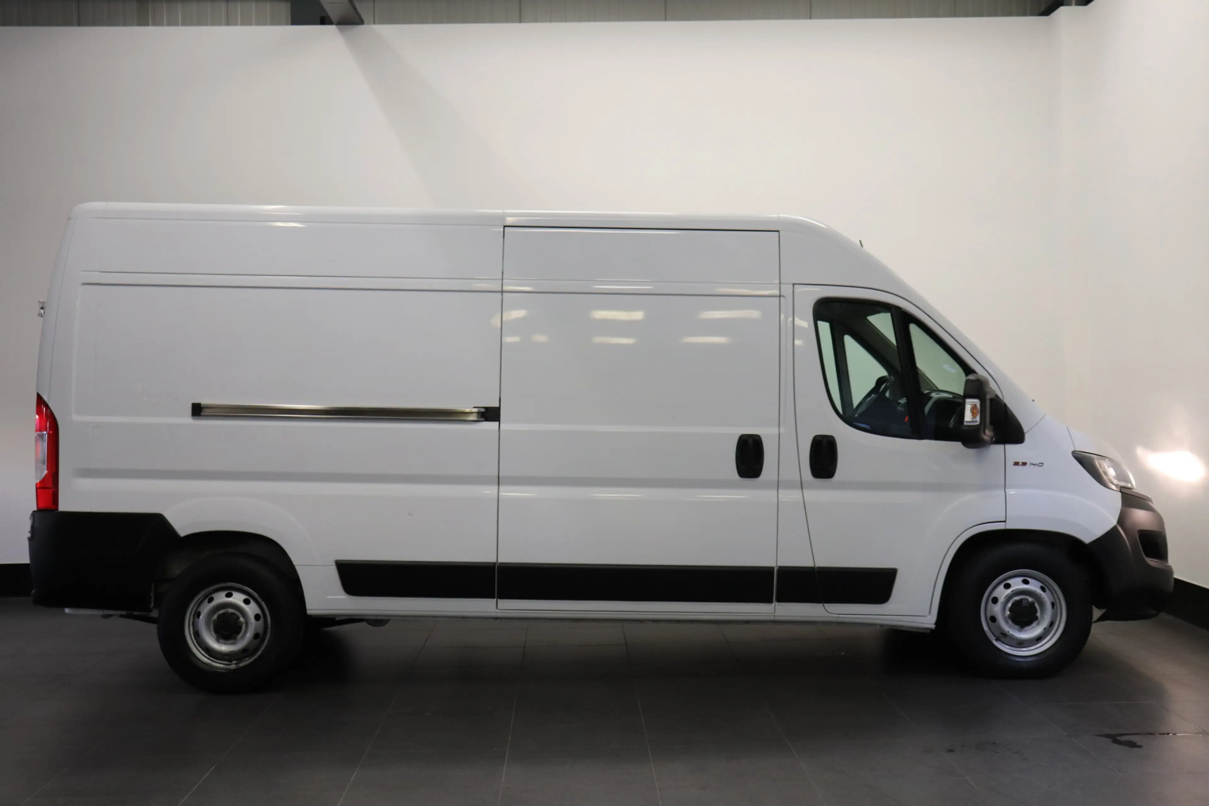Fiat Ducato 2.3 MJ 140PK Automaat L3H2 EURO 6 - AC/Climate - N — photo 11