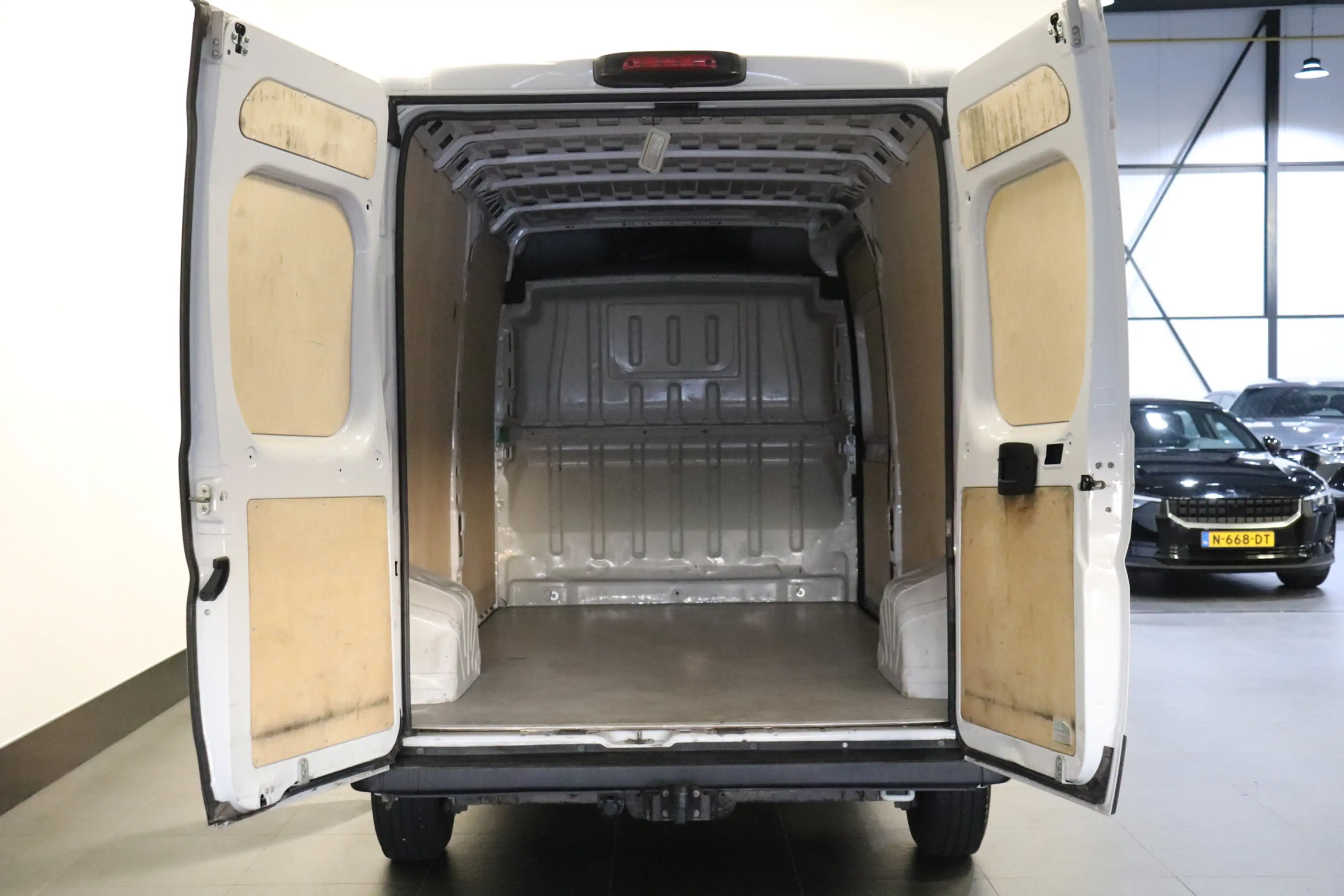Fiat Ducato 2.3 MJ 140PK Automaat L3H2 EURO 6 - AC/Climate - N — photo 8
