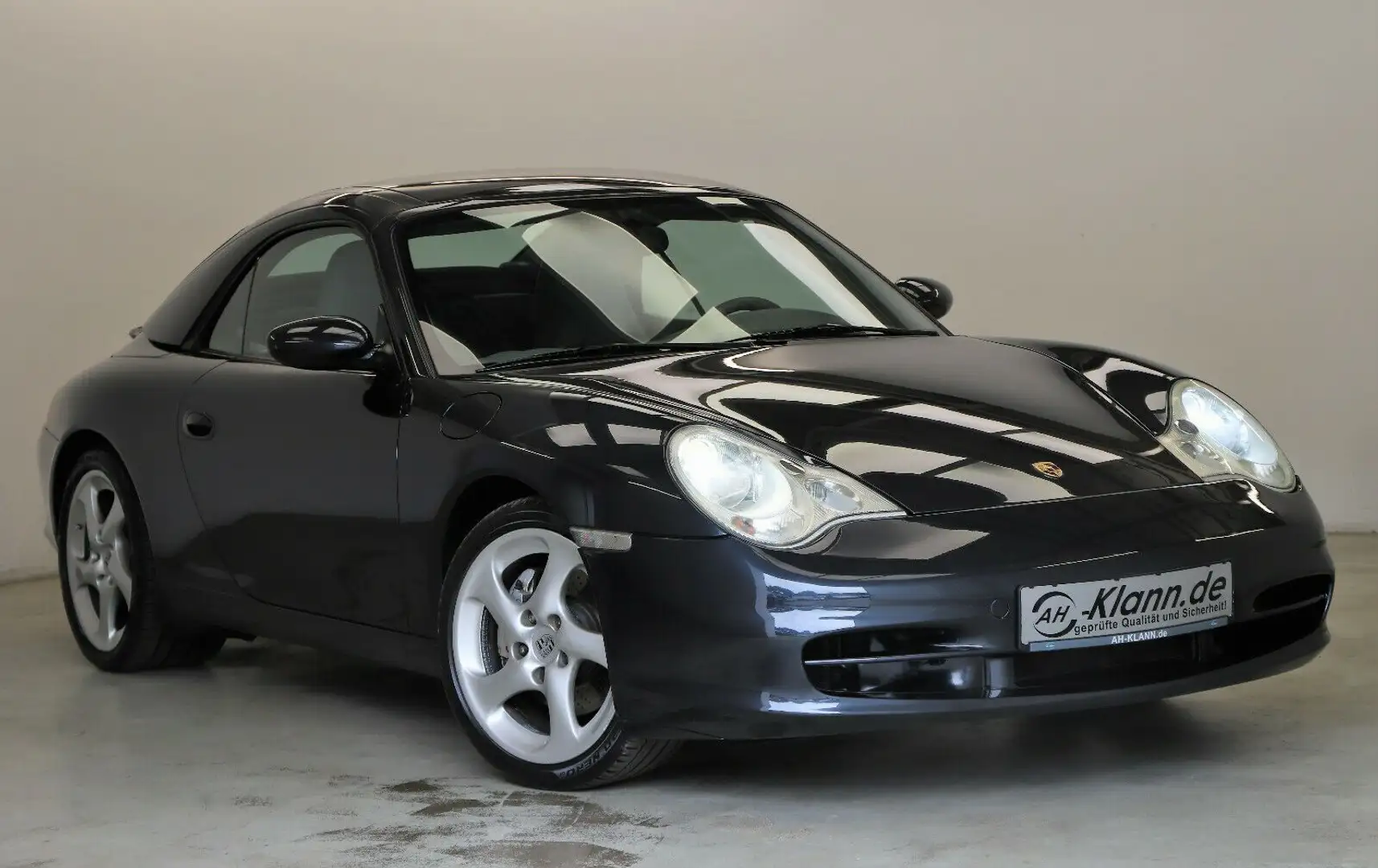 Porsche 996 911 996  3.6 320PS Carrera 4 Cabrio PSM Klappen Сірий - 2