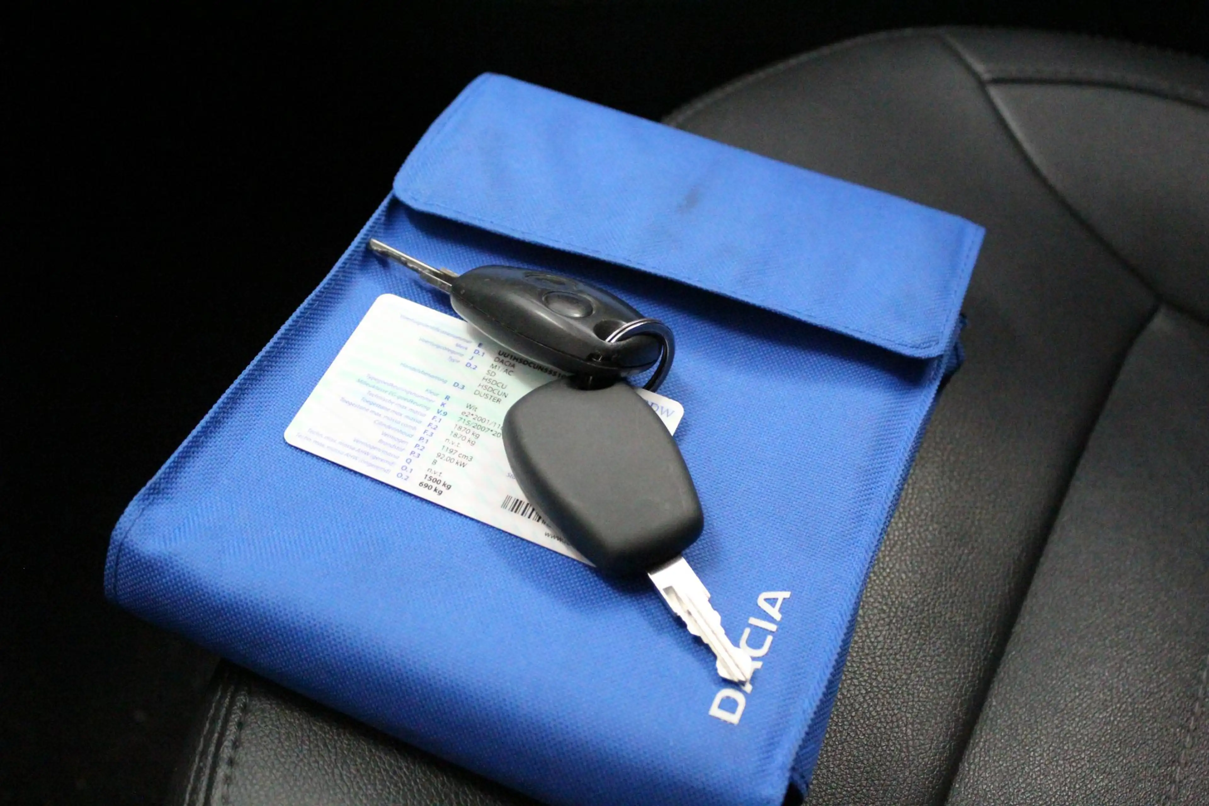 Dacia Duster 1.2 TCe 4x4 Prestige | NAVIGATIE | TREKHAAK | PDC — photo 32