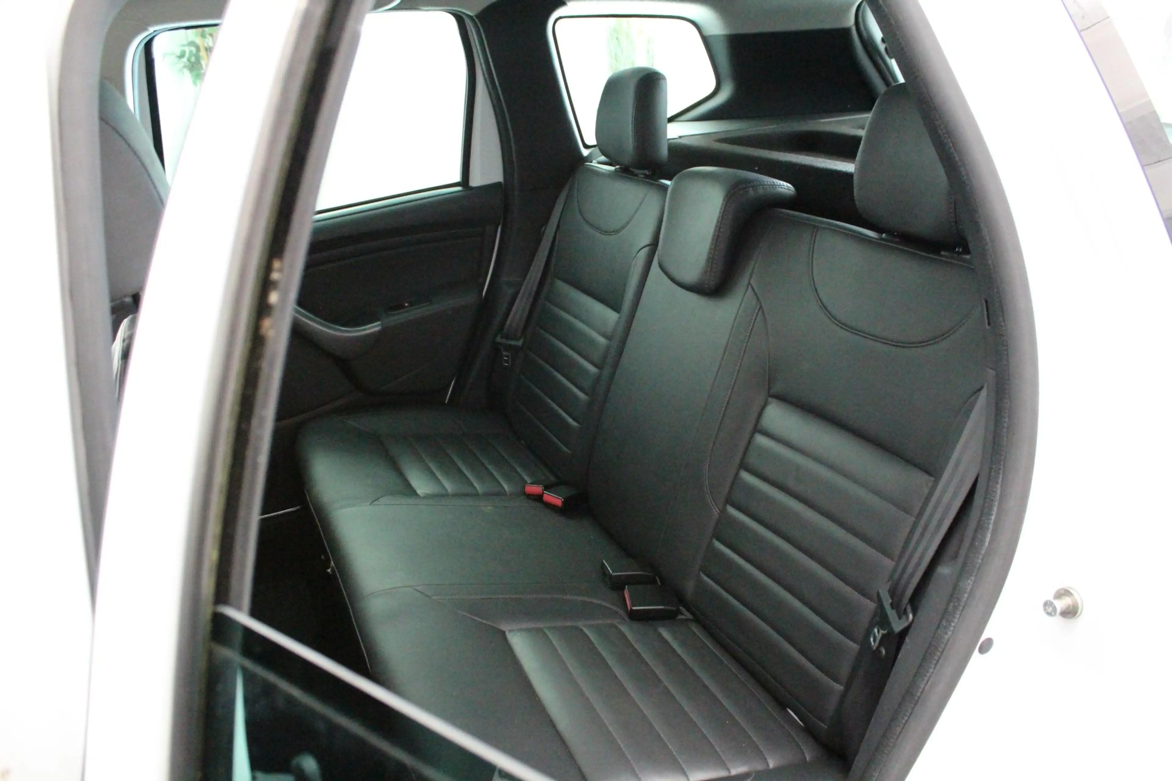 Dacia Duster 1.2 TCe 4x4 Prestige | NAVIGATIE | TREKHAAK | PDC — photo 13
