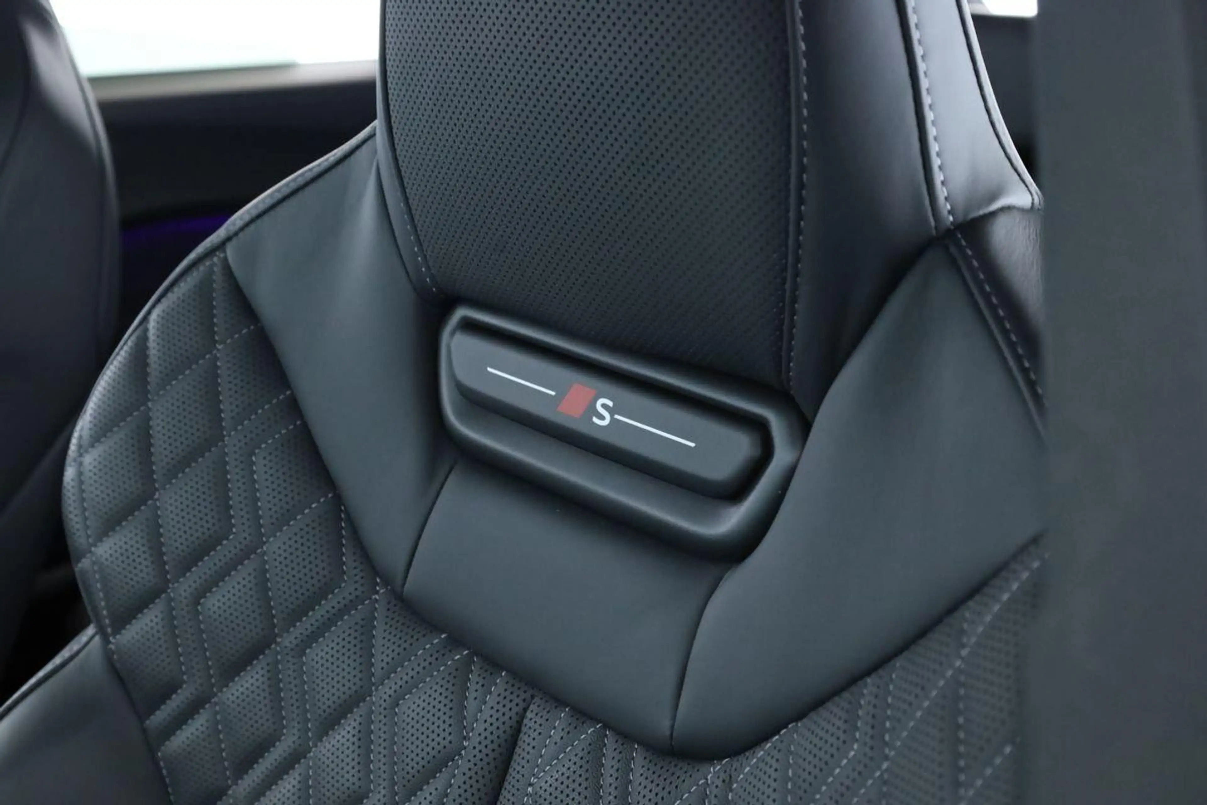 Audi S5 Avant TFSI quattro Pro Matrix Pano BangO 360 — photo 10