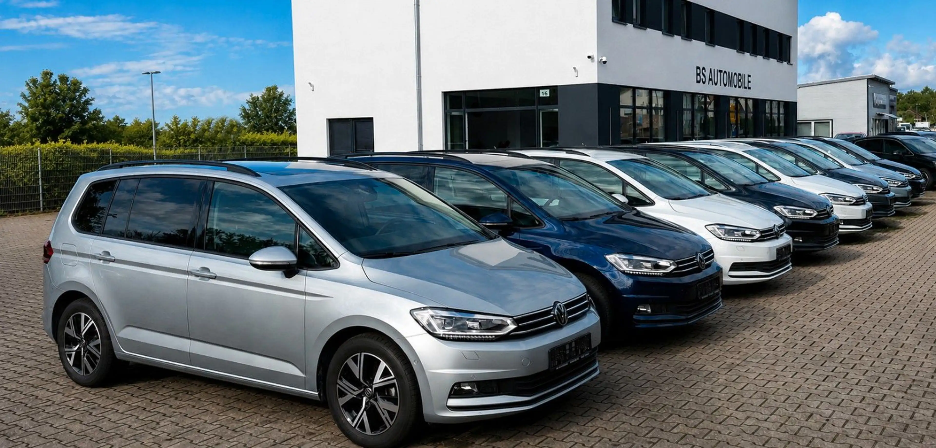 Volkswagen Touran TOURAN 1.5 TSI DSG Comfortline — photo 8