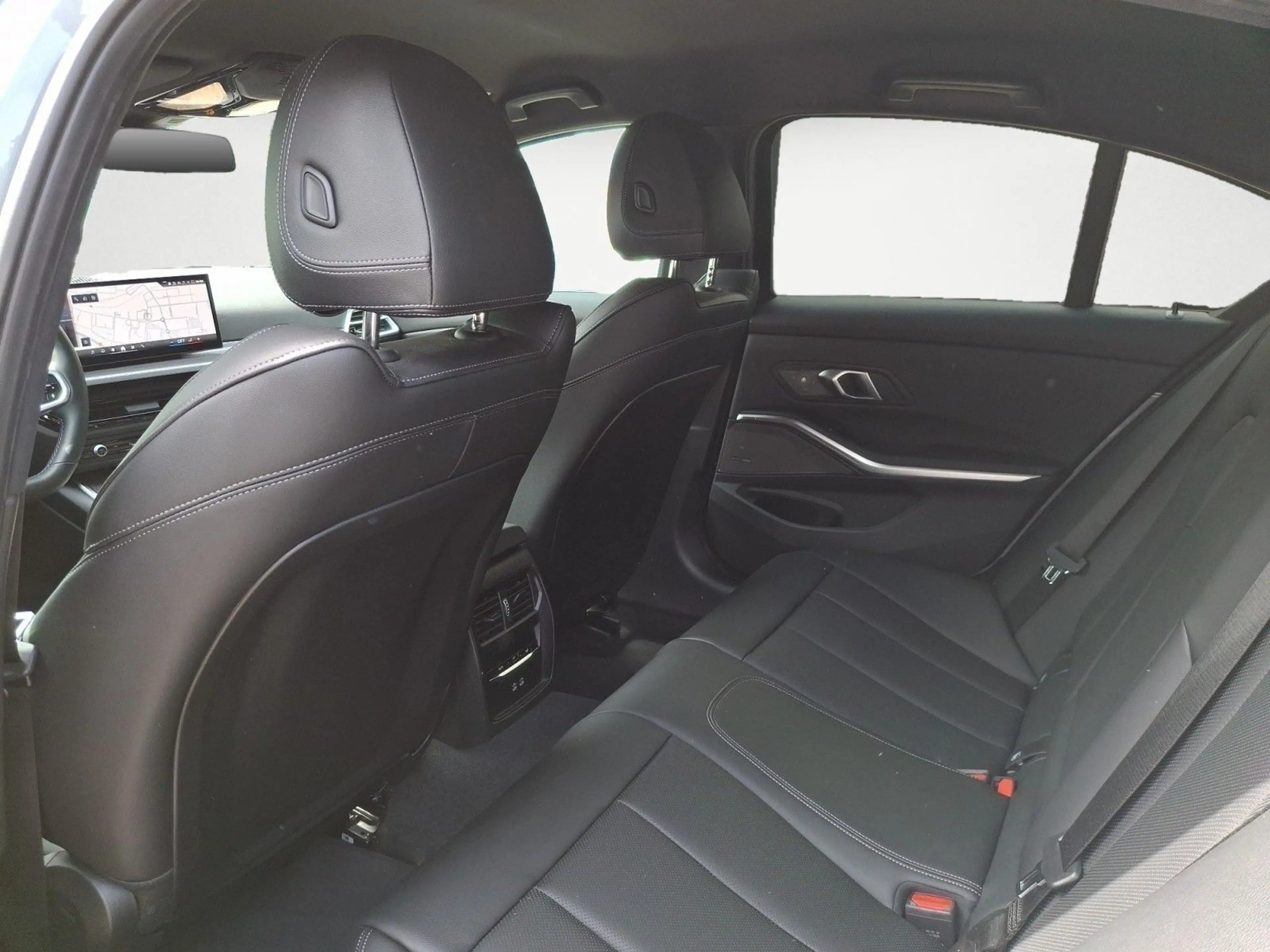 BMW 340 xDrive Auto Navi Tempom.aktiv Bluetooth PD — photo 14