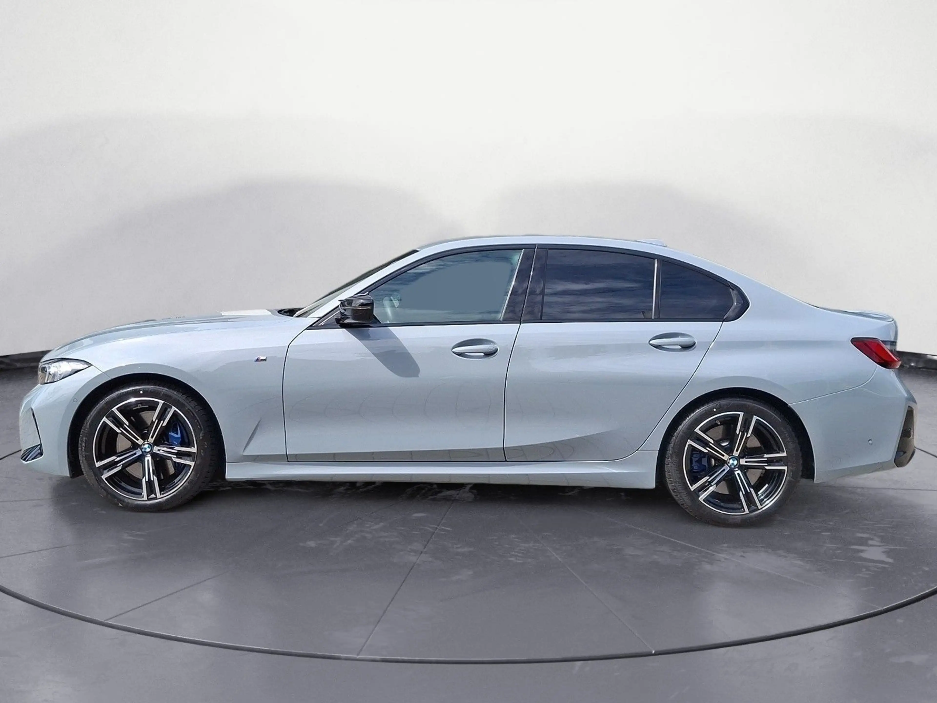 BMW 340 xDrive Auto Navi Tempom.aktiv Bluetooth PD — photo 3