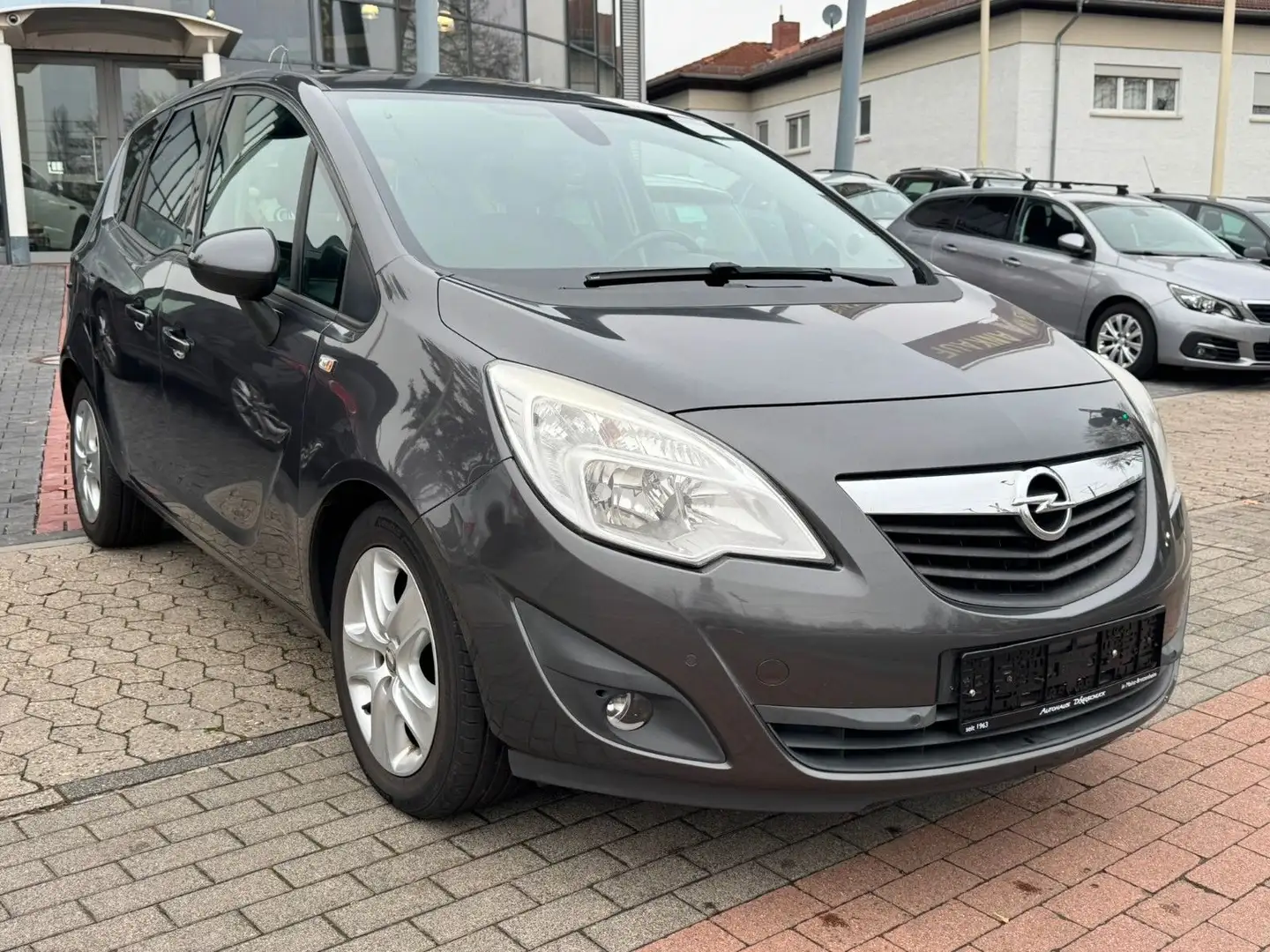 Opel Meriva B Design Edition Klima. Temp. Aut. Gris - 2