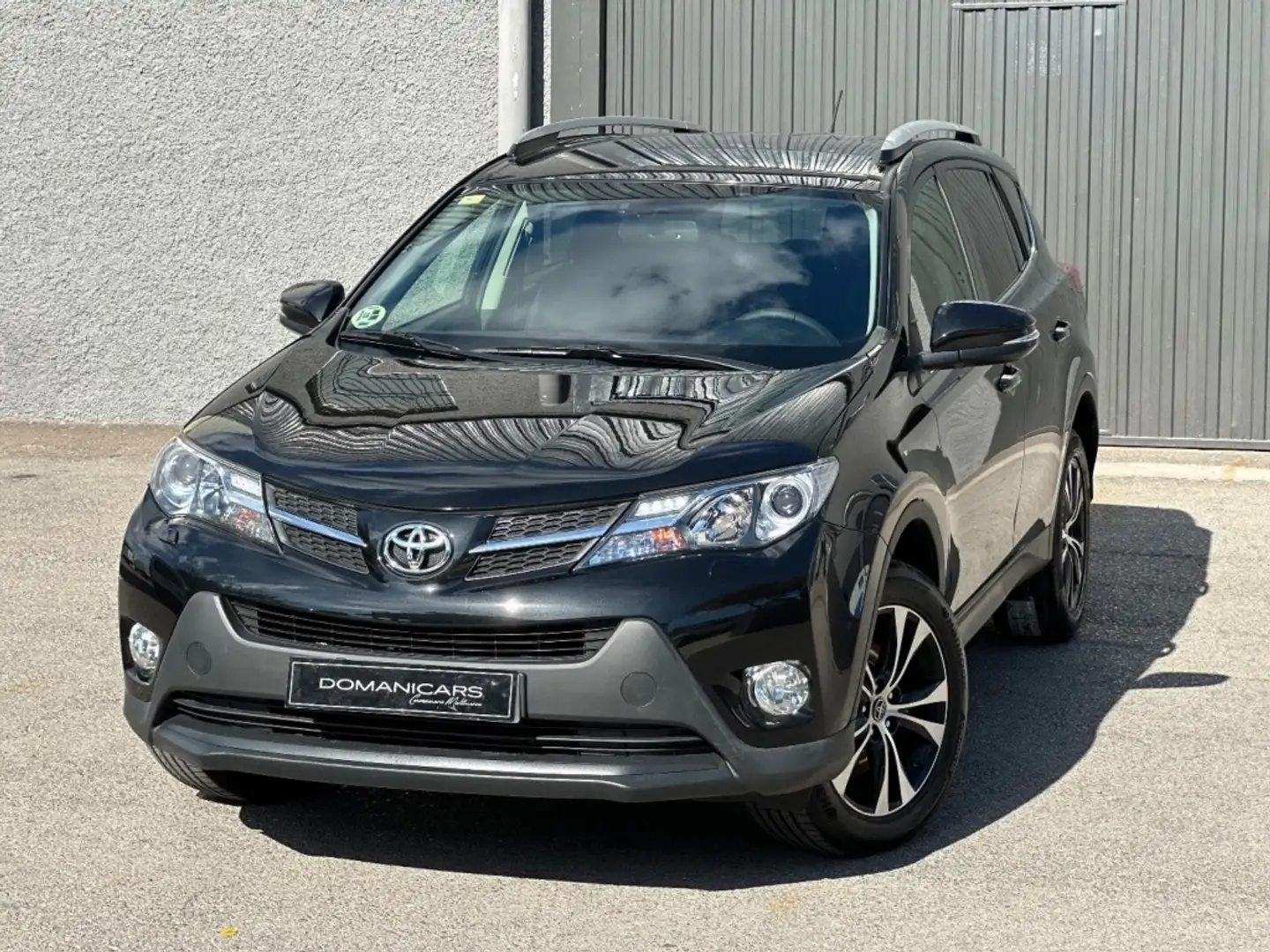Toyota RAV 4 120D Advance 4x2 Negro - 1
