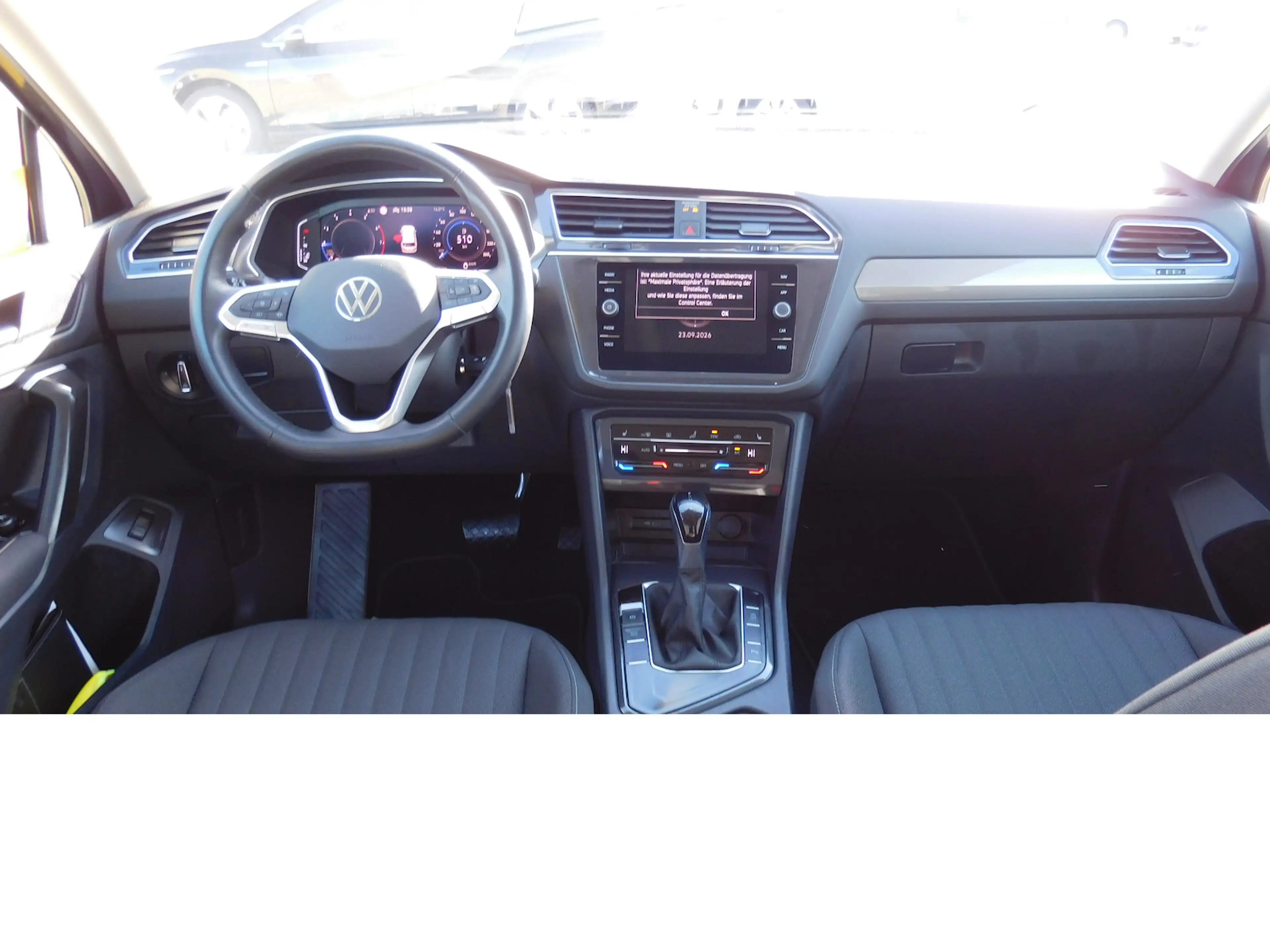 Volkswagen Tiguan Allspace 1.5 TSI Life 7 Sitze Navi DSG — photo 9