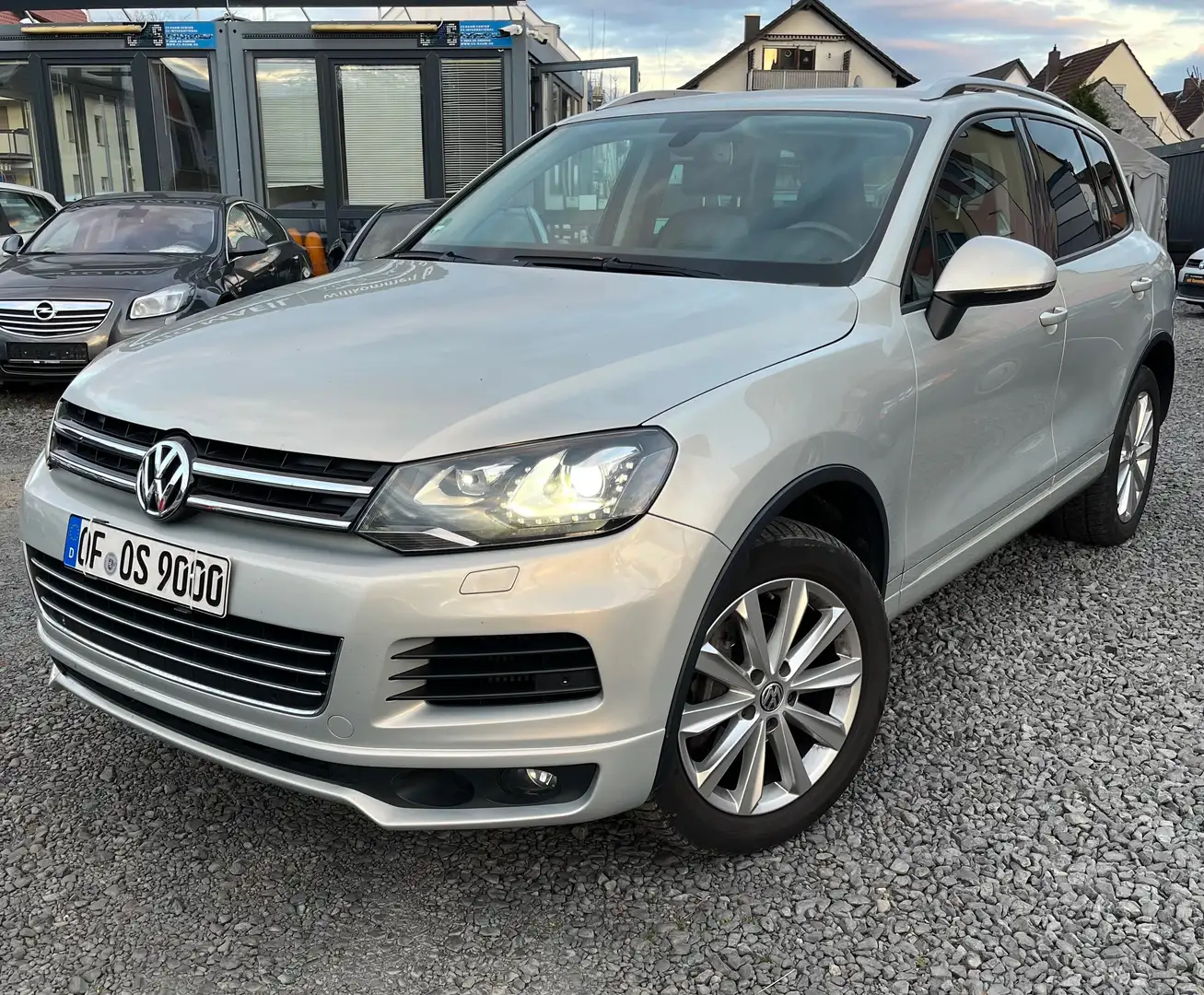Volkswagen Touareg 3.0 V6 TDI Blue Motion DPF Automatik Exclusive Silber - 1