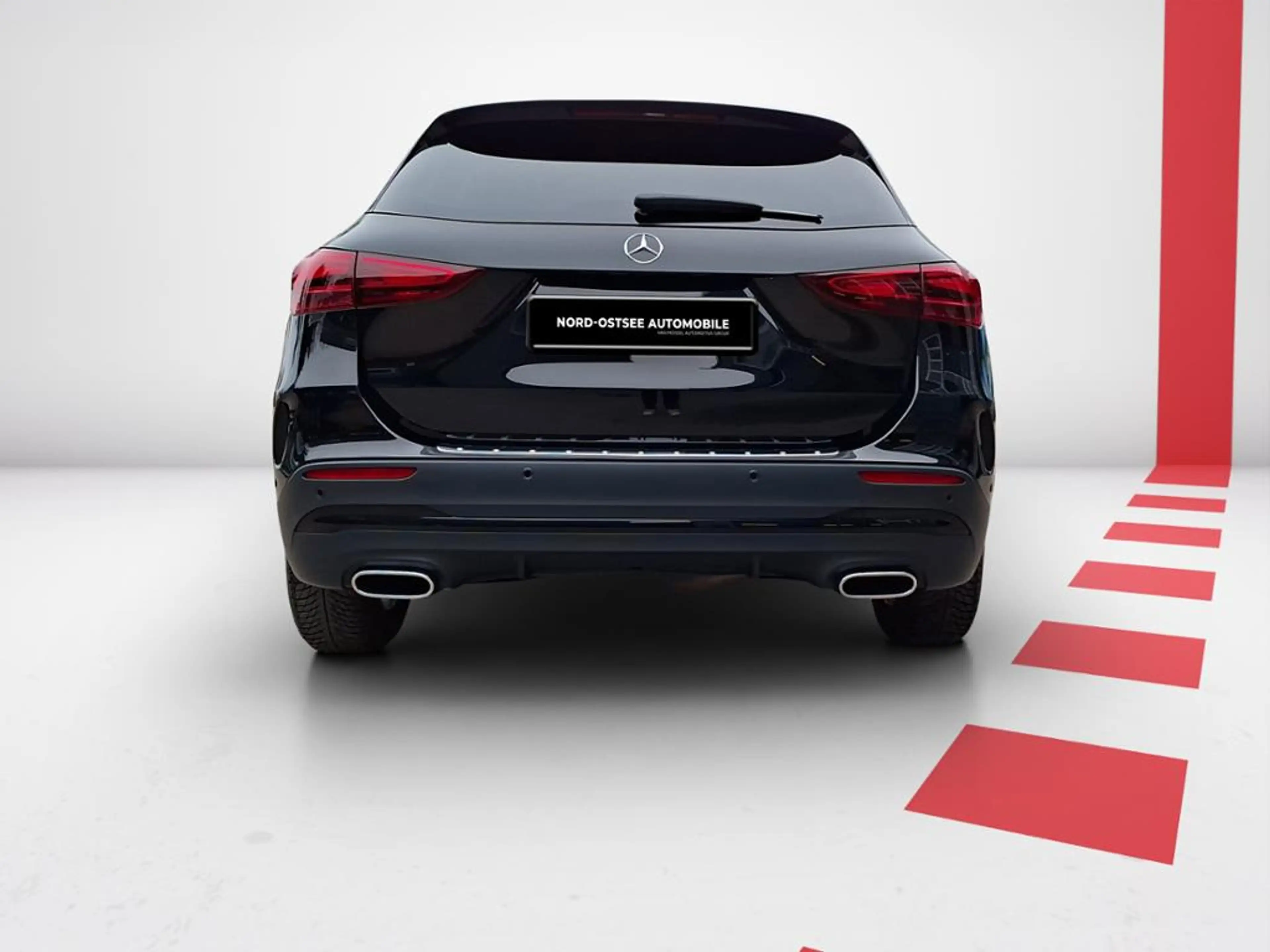 Mercedes-Benz GLA 180 d AMG KAMERA DISTRO AHK SHZ LED NIGHT — photo 9