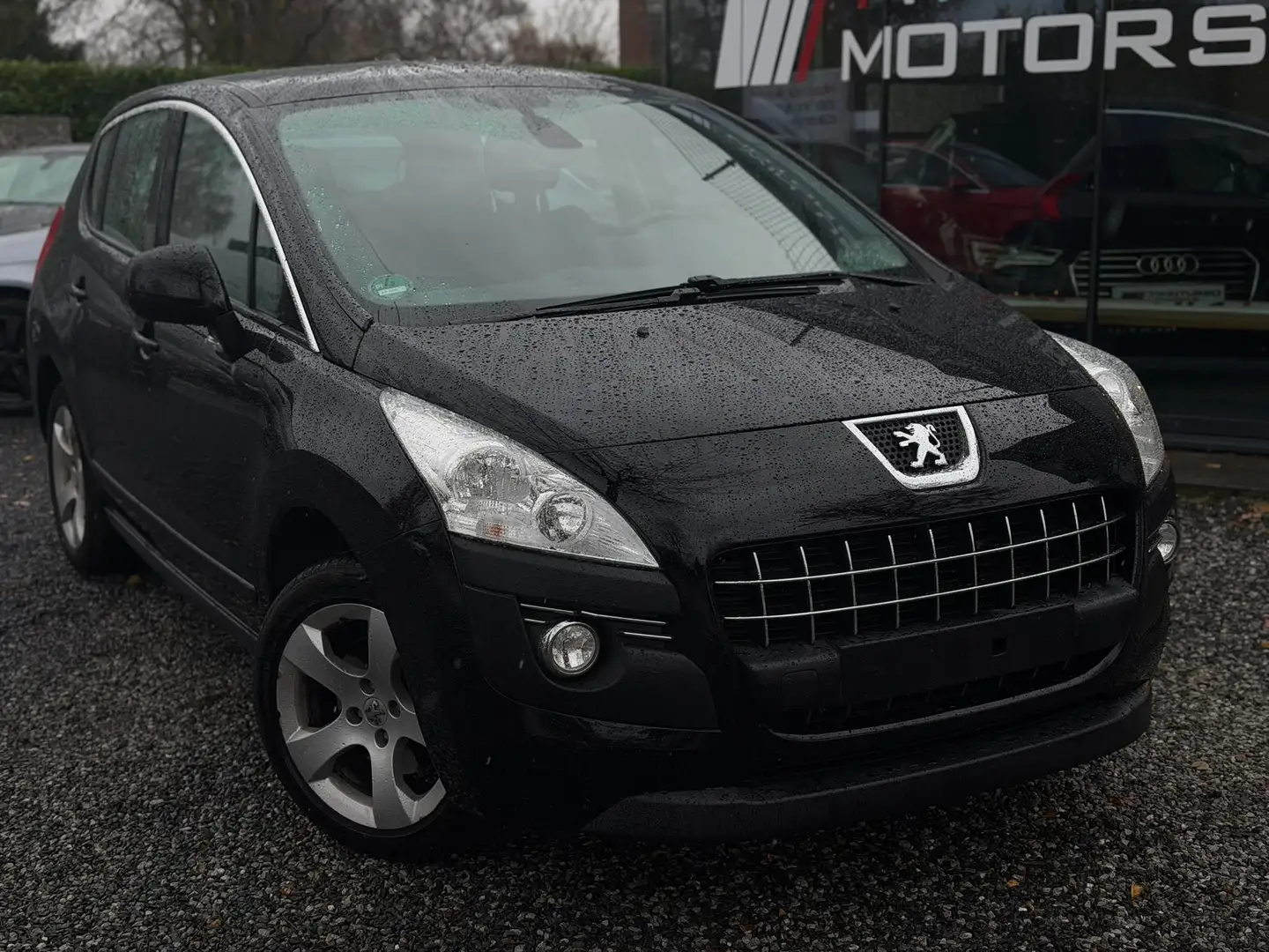 Peugeot 3008 3008 155 THP Automatik Premium Zwart - 2