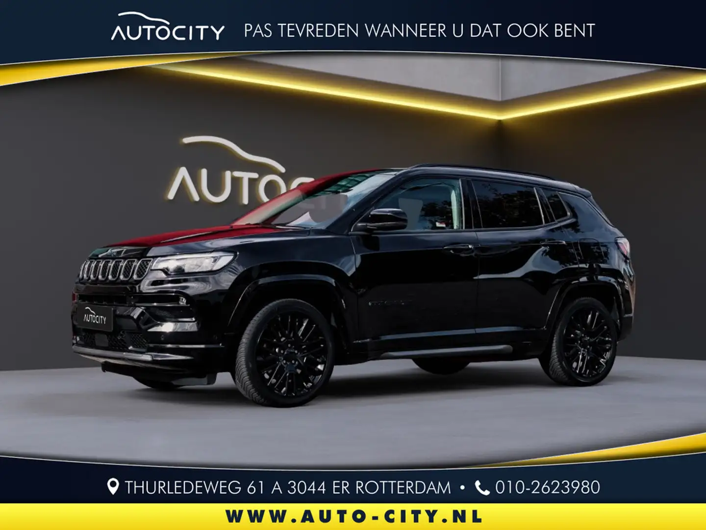 Jeep Compass Compass 1.3 Plug-In Hybrid S 240 pk 4xe Leder l 36 Noir - 1