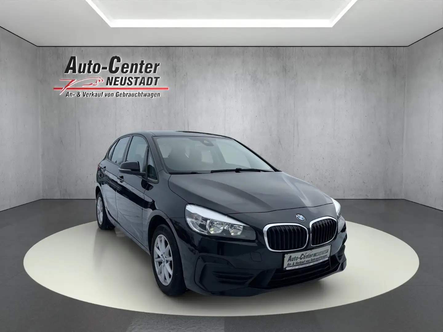 BMW 218 d Active Tourer PDC/BLU/TÜV NEU Noir - 1