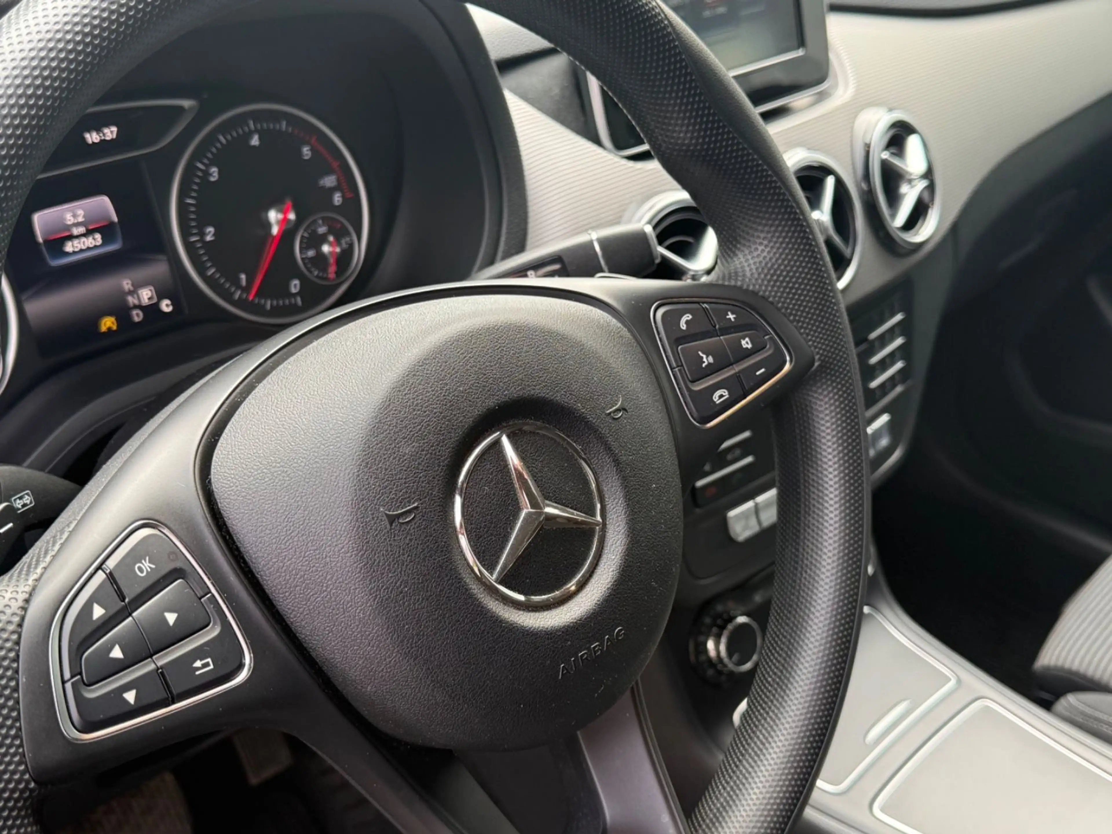 Mercedes-Benz B 200 AHK-Rückfahrkamera- ACC- Totwinkelas. — photo 14
