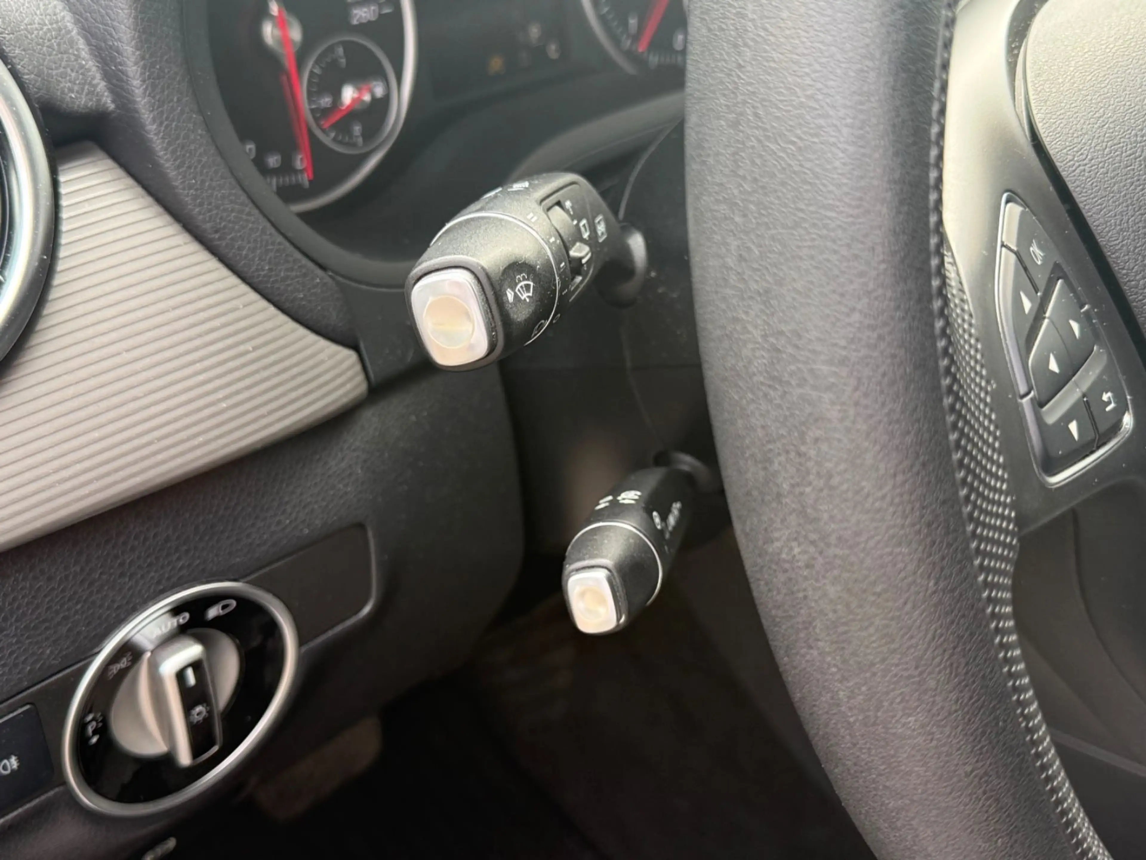 Mercedes-Benz B 200 AHK-Rückfahrkamera- ACC- Totwinkelas. — photo 13