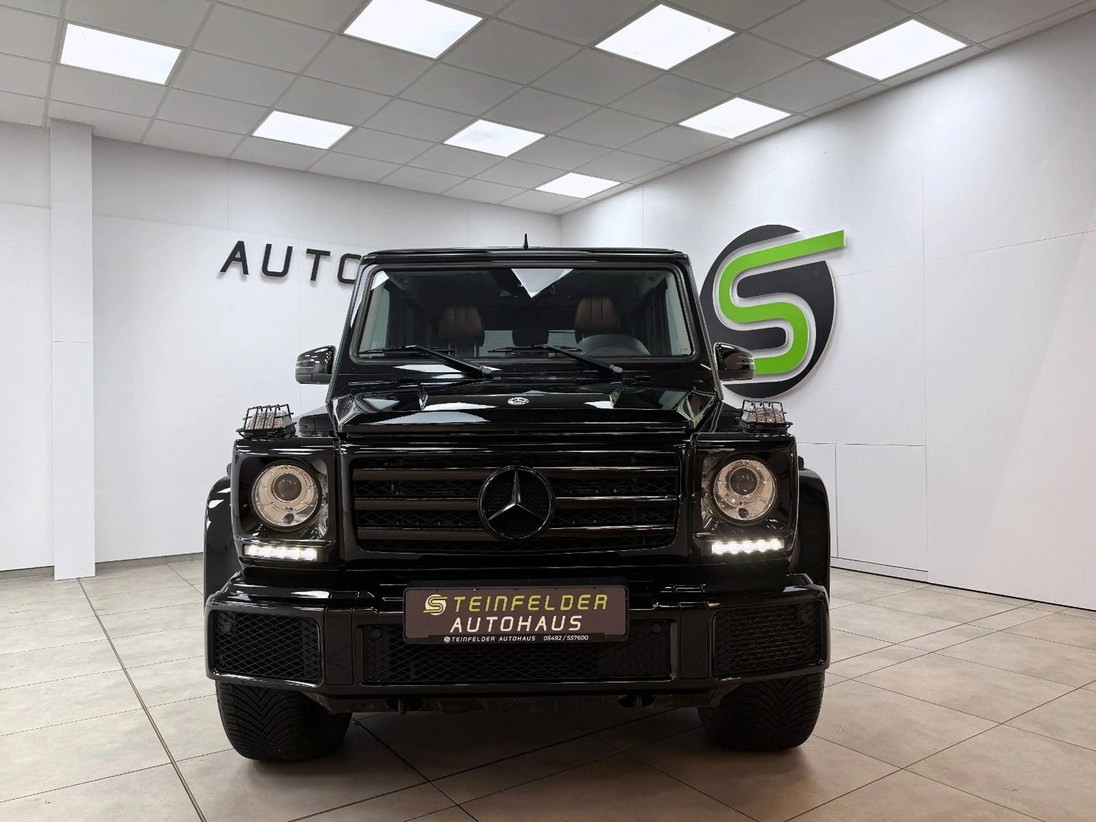 Mercedes-Benz G 350 d / AMG / S-DACH / MEMORY / AHK / BI-XENON — photo 2