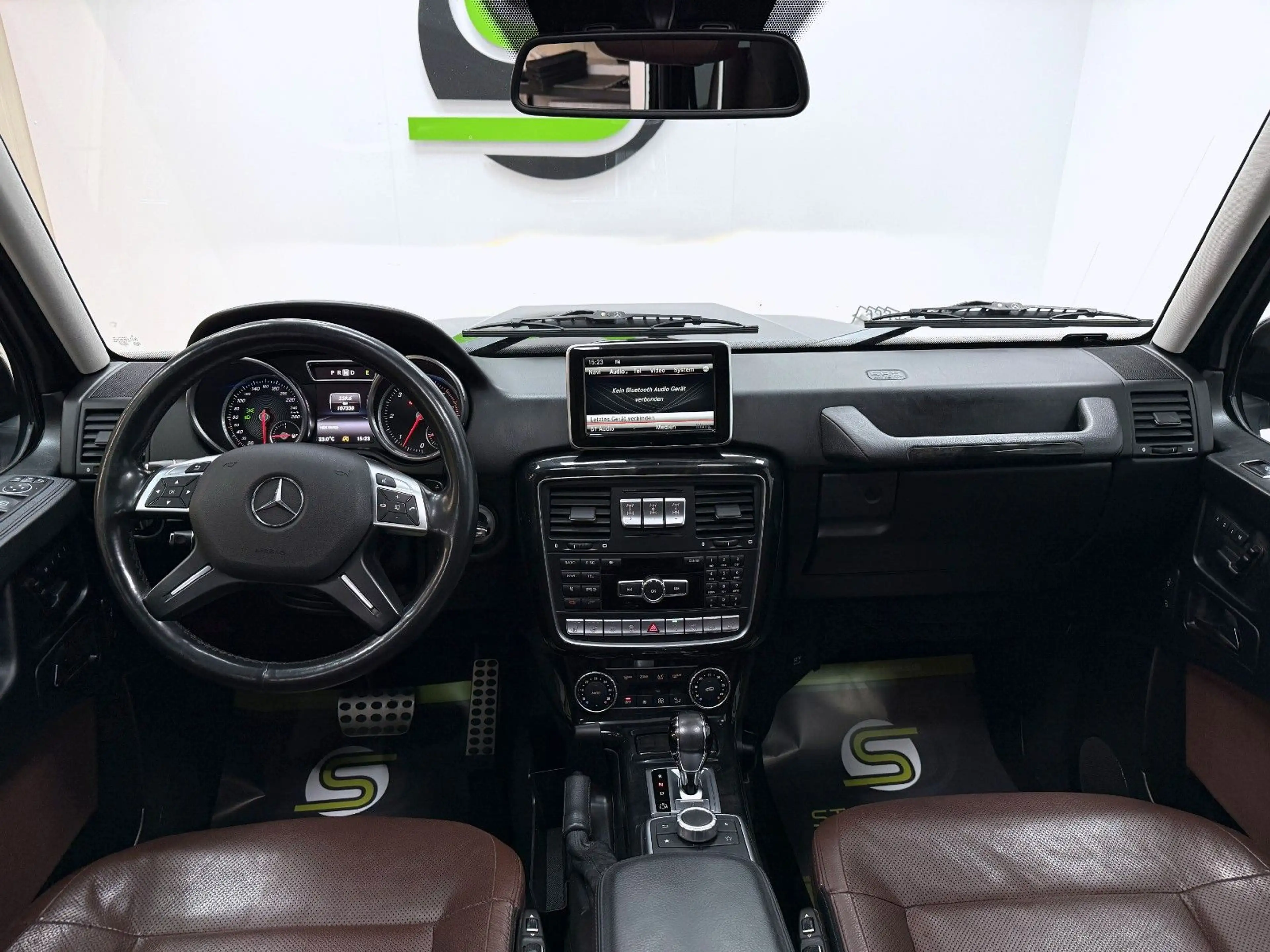 Mercedes-Benz G 350 d / AMG / S-DACH / MEMORY / AHK / BI-XENON — photo 15