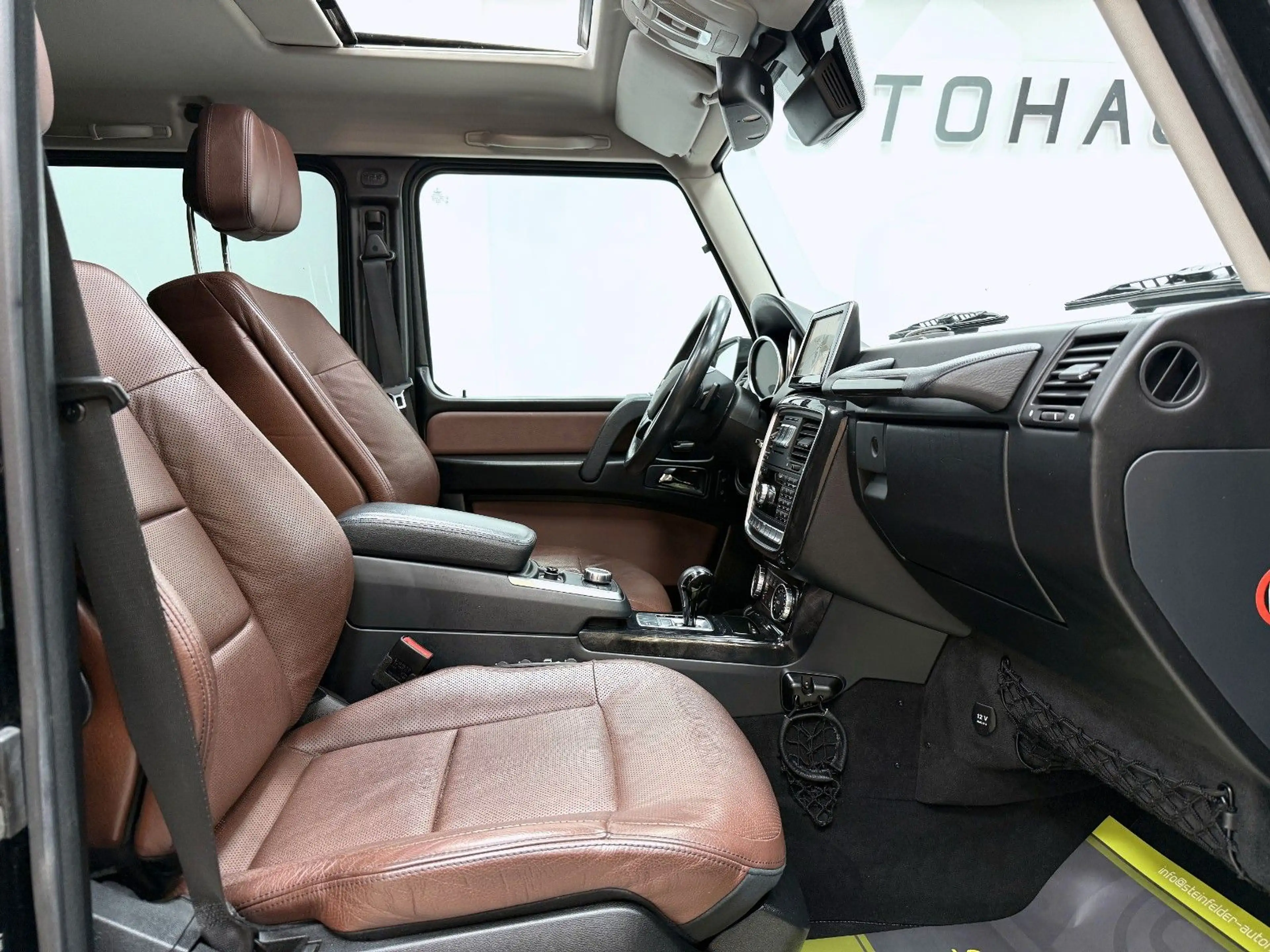 Mercedes-Benz G 350 d / AMG / S-DACH / MEMORY / AHK / BI-XENON — photo 12