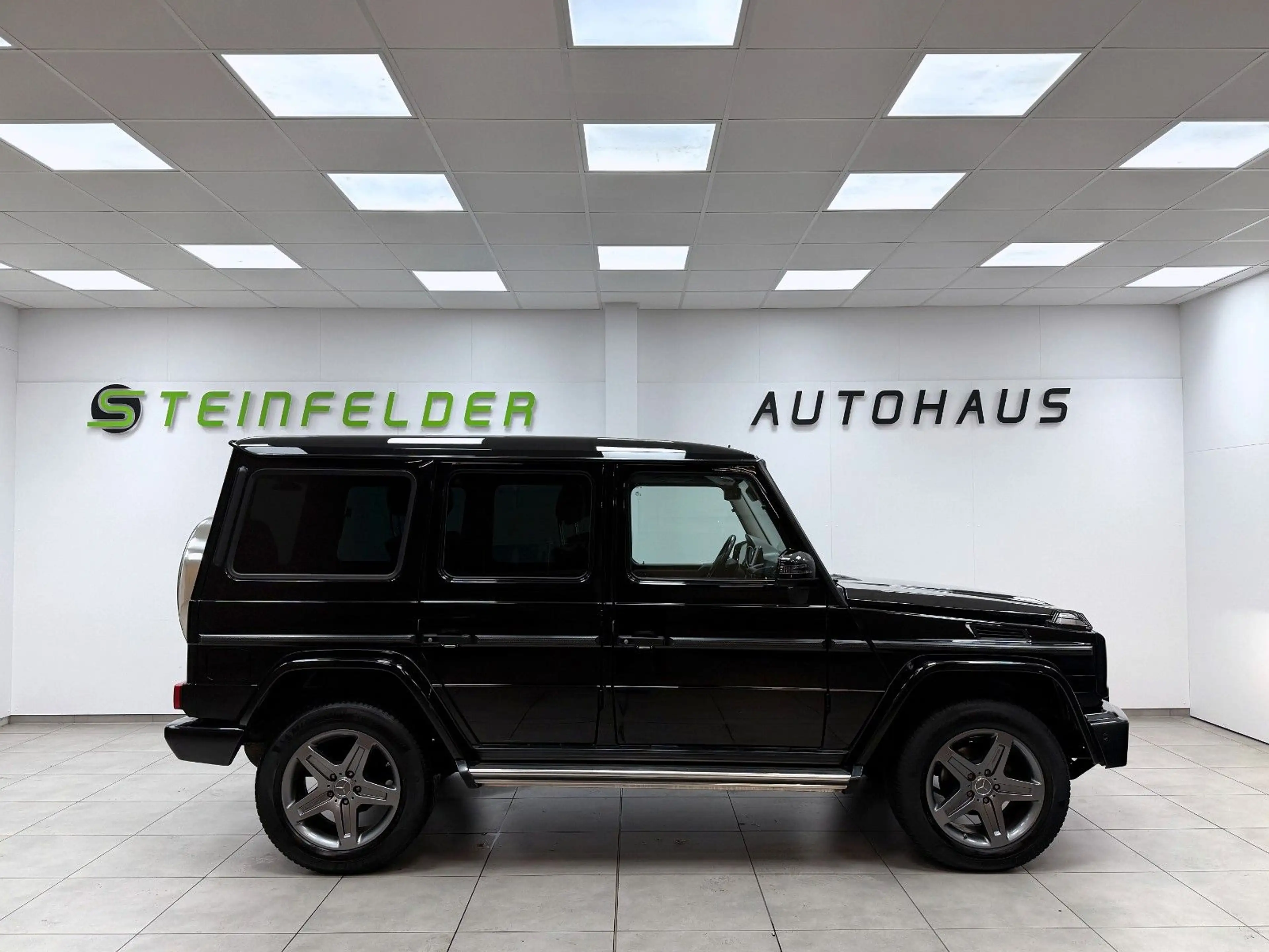 Mercedes-Benz G 350 d / AMG / S-DACH / MEMORY / AHK / BI-XENON — photo 8