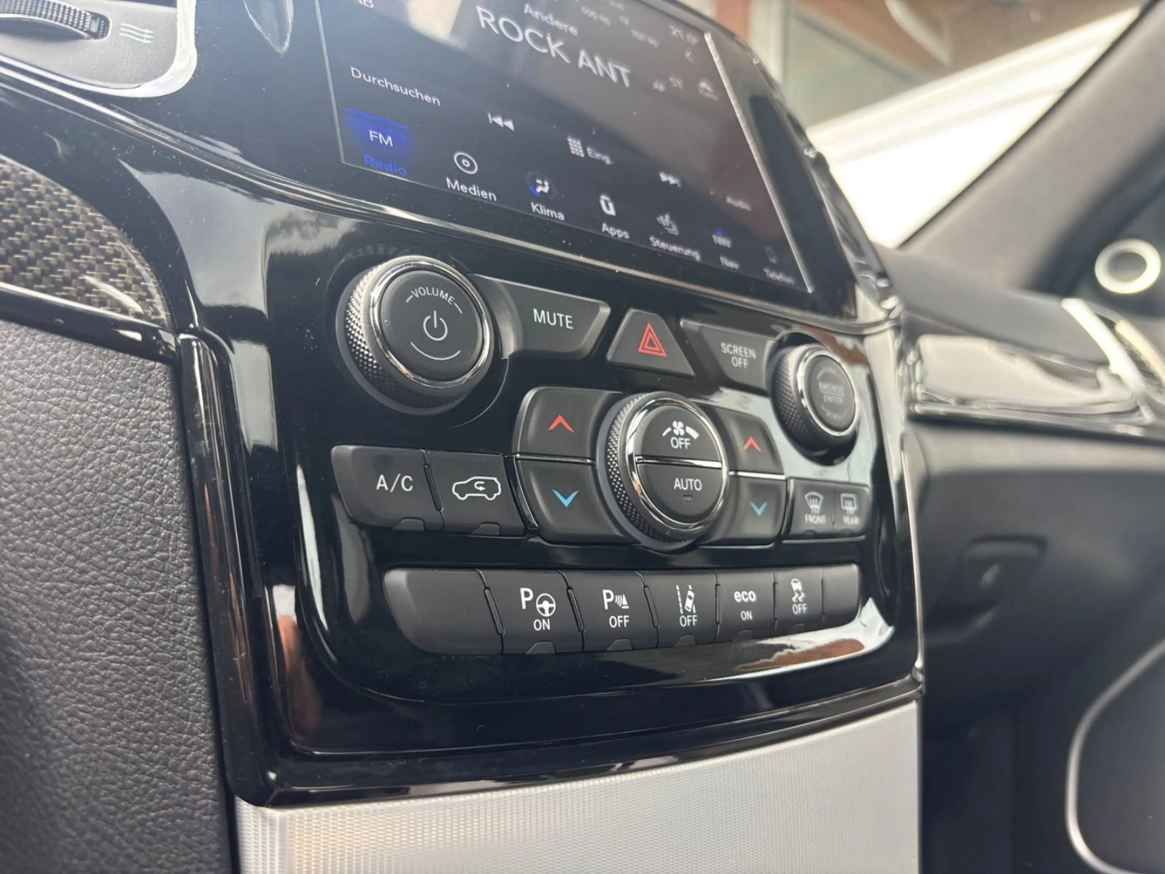 Jeep Grand Cherokee Trackhawk Unfallfrei EU-Modell — photo 13