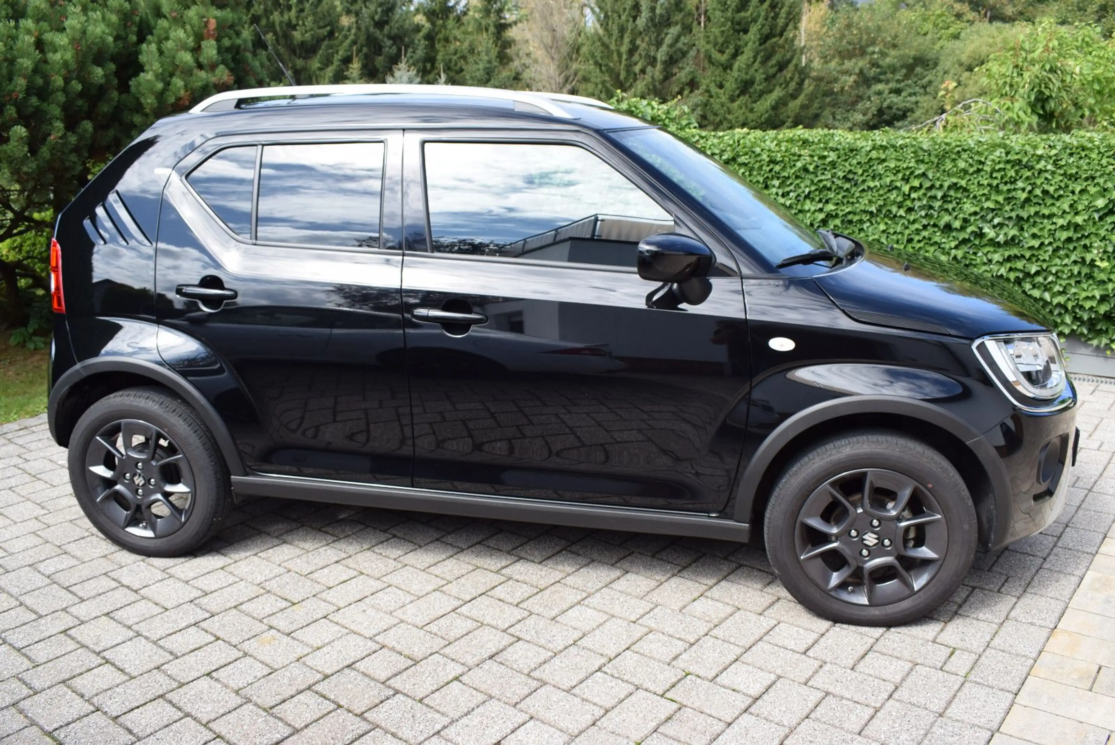 Suzuki Ignis Comfort 4x4 1.Hd/AHK/8-bereift — photo 5