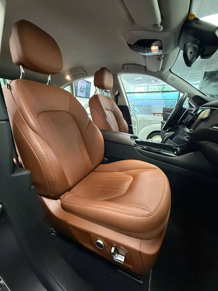 Maserati Levante 2021 — фото 11