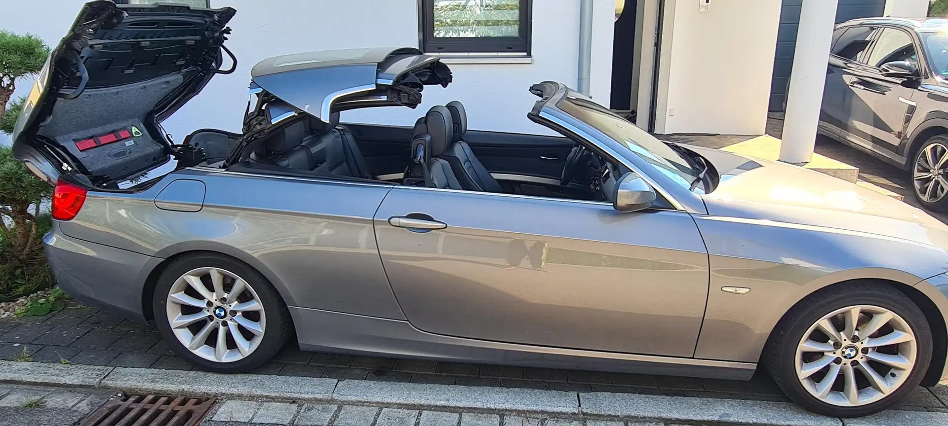 BMW 320 320d DPF Cabrio Grau - 2
