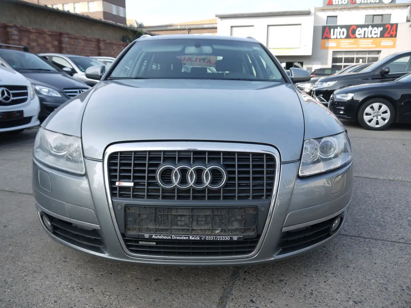Audi A6 Avant 3.0 TDI quattro Grau - 2