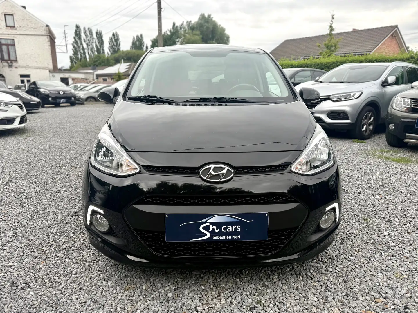 Hyundai i10 i10 1.0i Fun *** CLIM AUTO *** GARANTIE 1 AN Gris - 2
