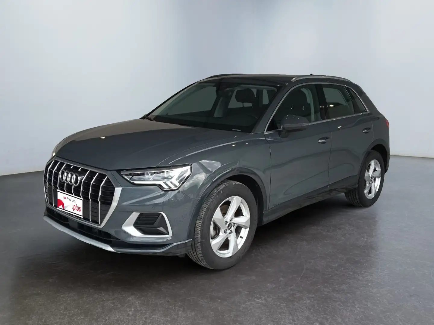 Audi Q3 2ª serie 35 TDI S tronic Business Advanced Gris - 2