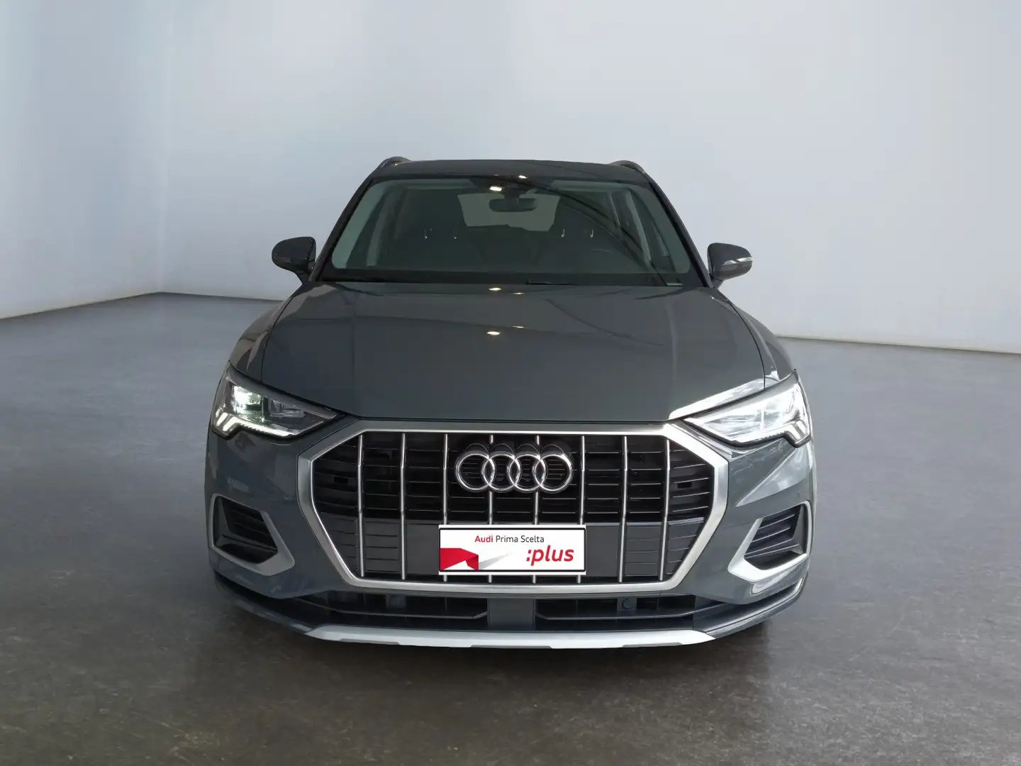 Audi Q3 2ª serie 35 TDI S tronic Business Advanced Gris - 1