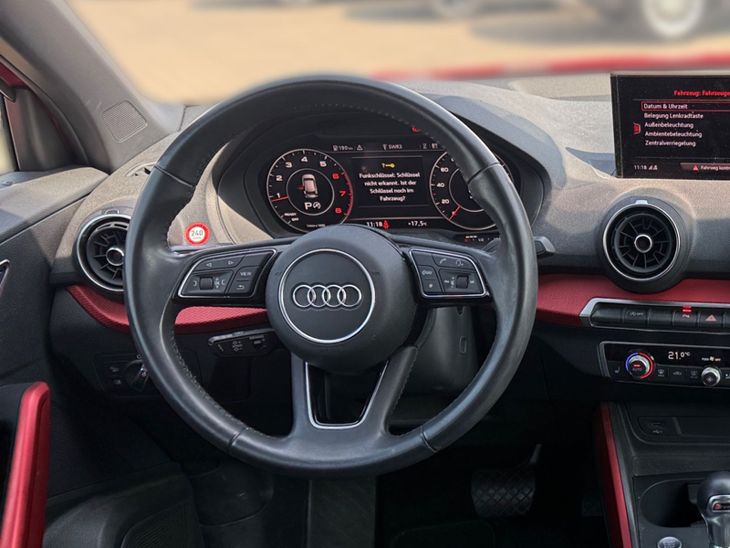 Audi Q2 2,0 TFSI quattro sport Tecnology Navi B&O — photo 13