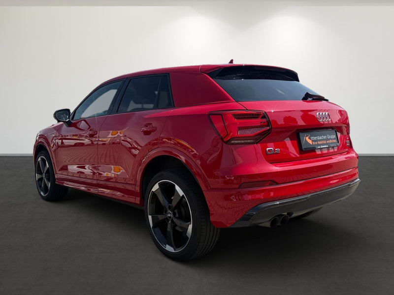 Audi Q2 2,0 TFSI quattro sport Tecnology Navi B&O — photo 6