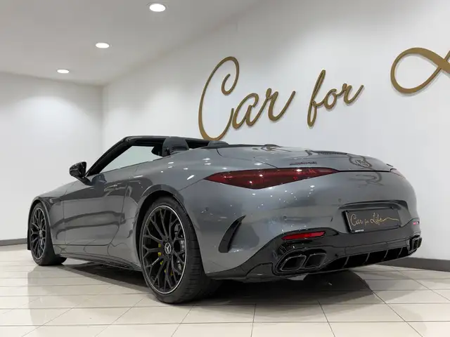 Mercedes-Benz SL view 12