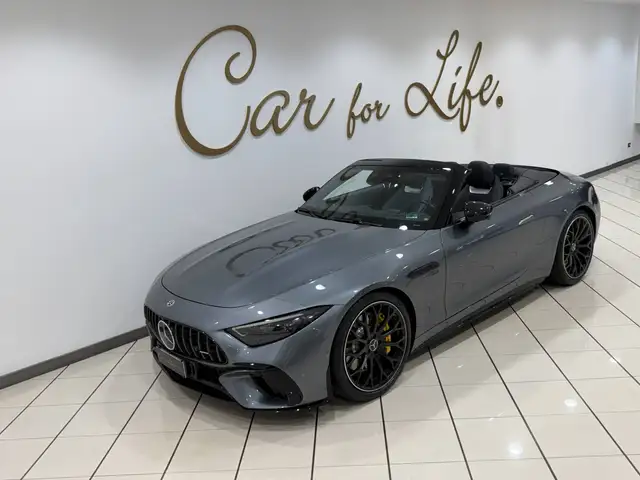 Mercedes-Benz SL view 2