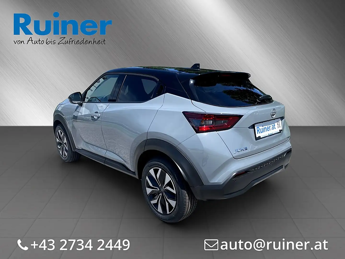 Nissan Juke 1,0 DIG-T N-Connecta Aktion Grau - 2