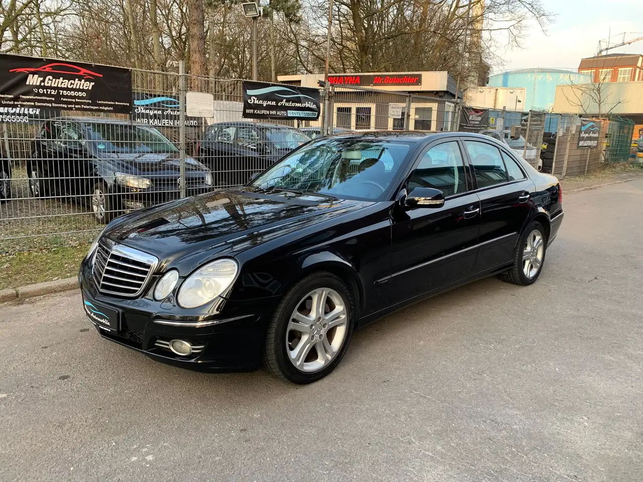 Mercedes-Benz E 280