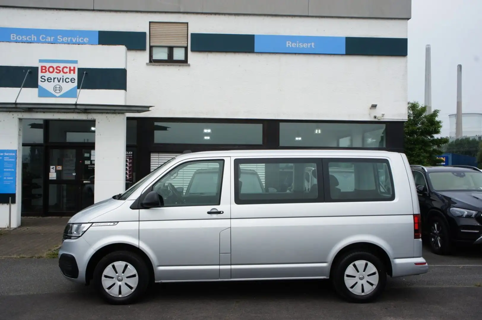 Volkswagen T6 Multivan T6.1 Multivan*Trendline*5SITZ*STANDHZ*PDC*1HAND* Argent - 2