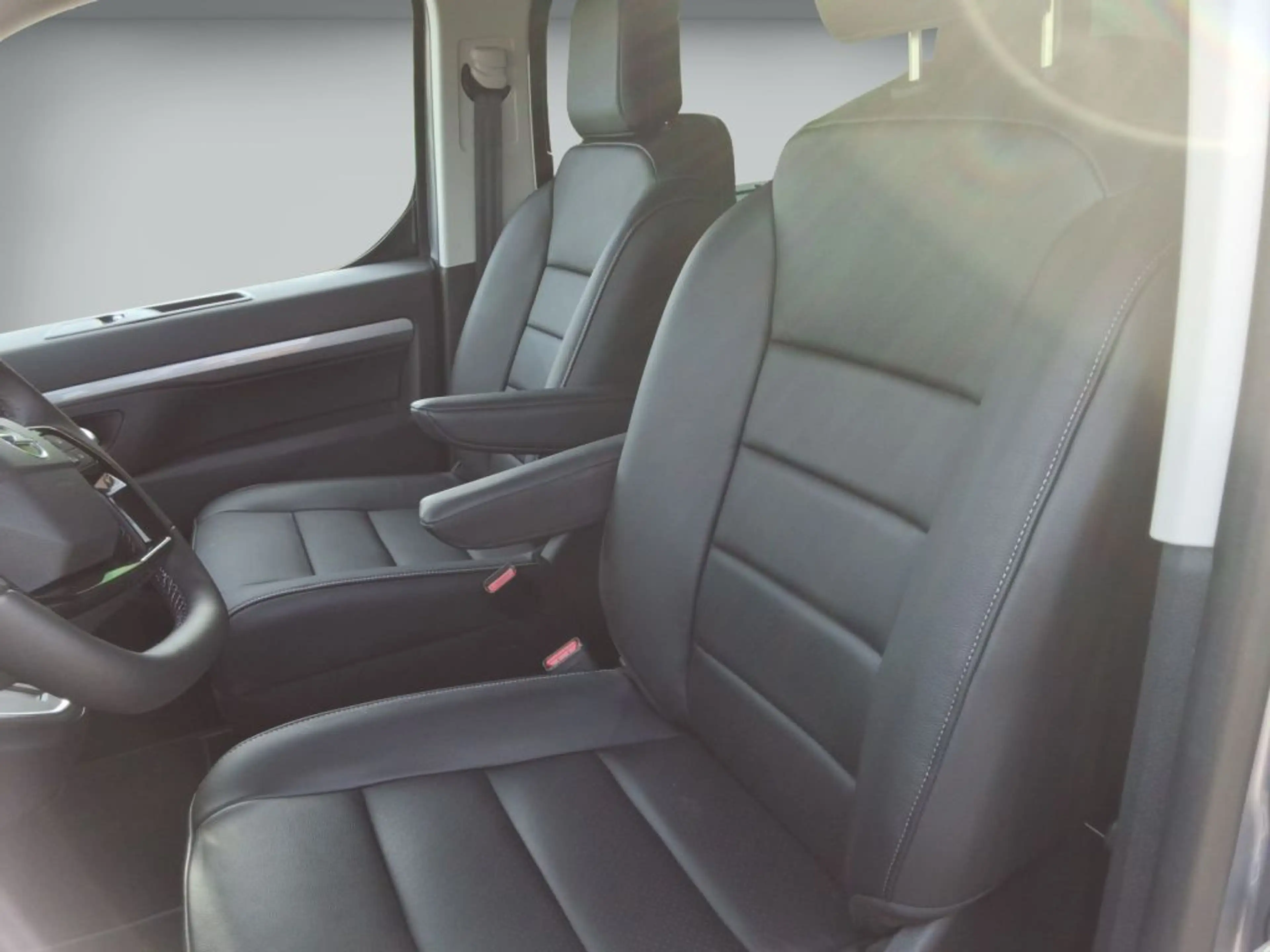 Opel Zafira Life 2.0 D XL Aut. 130 kW GS — photo 10