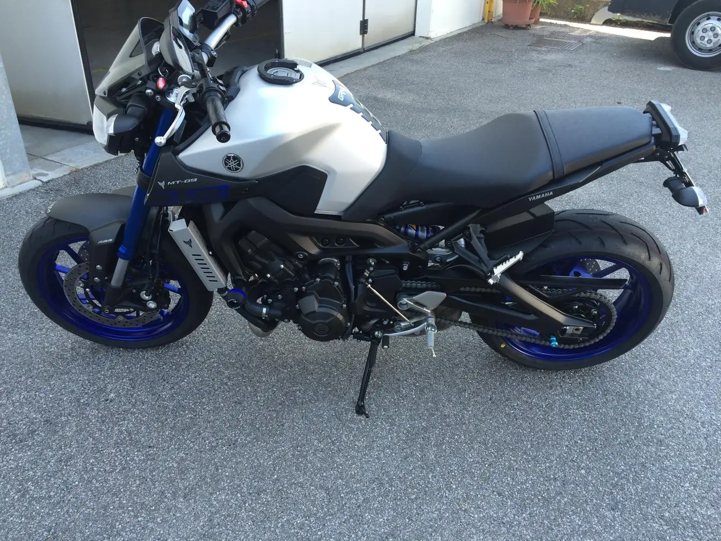 Yamaha MT-09 abs - 1