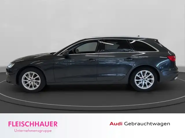 Audi A4 view 3