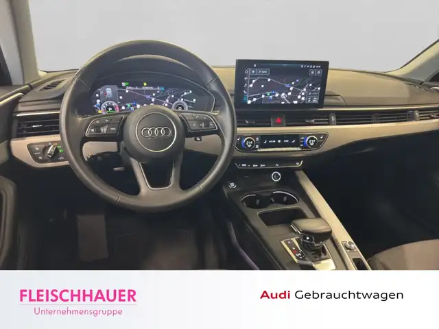 Audi A4 view 15