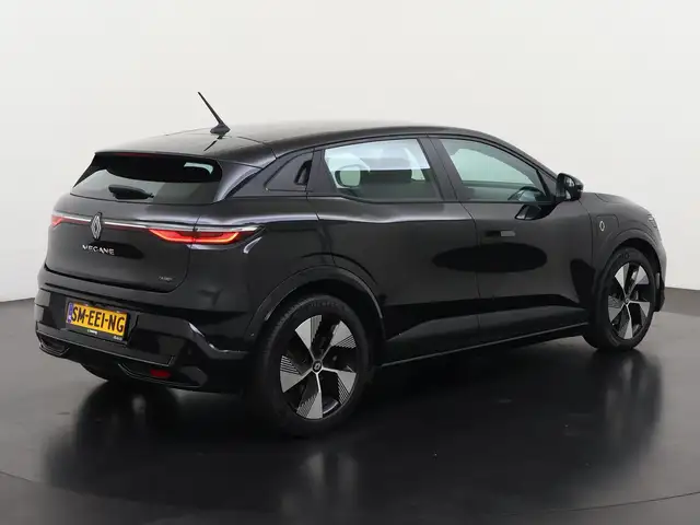 Renault Megane E-Tech view 6