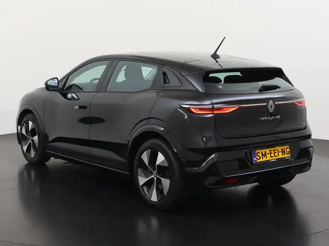 Renault Megane E-Tech view 8