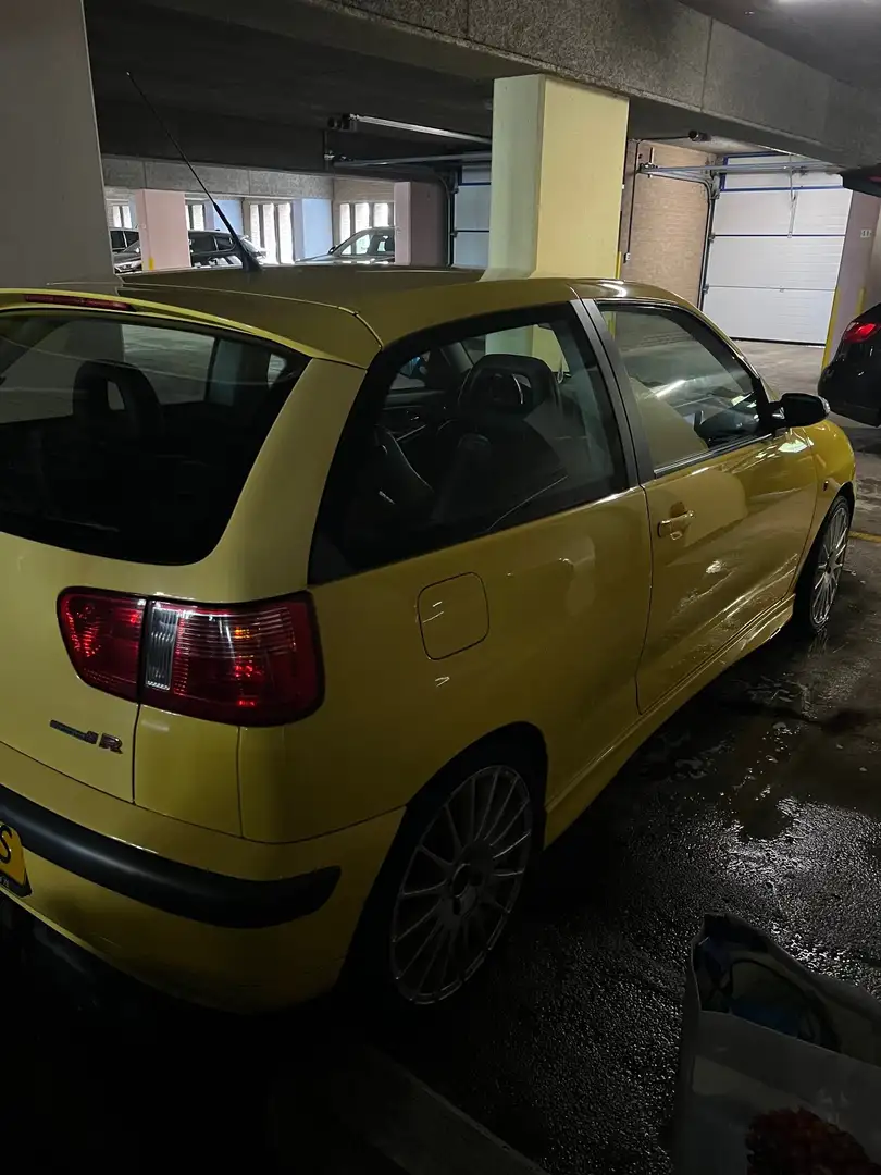 SEAT Ibiza Ibiza 1.8-20V T.Cupra R Geel - 1