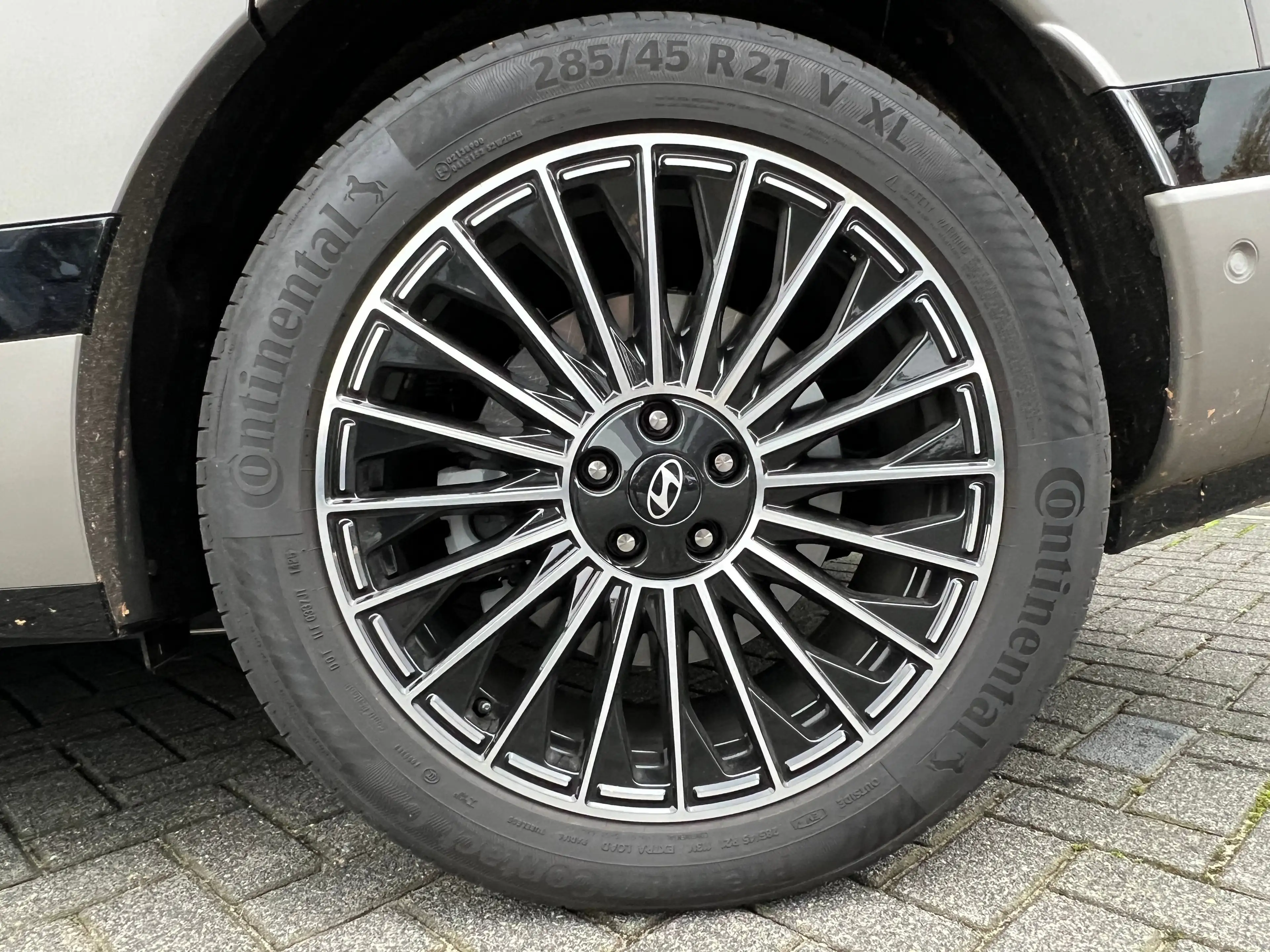 Hyundai IONIQ 9 Lounge AWD+ 7p. 110.3 kWh 429pk | Unieke Two Tone — photo 12