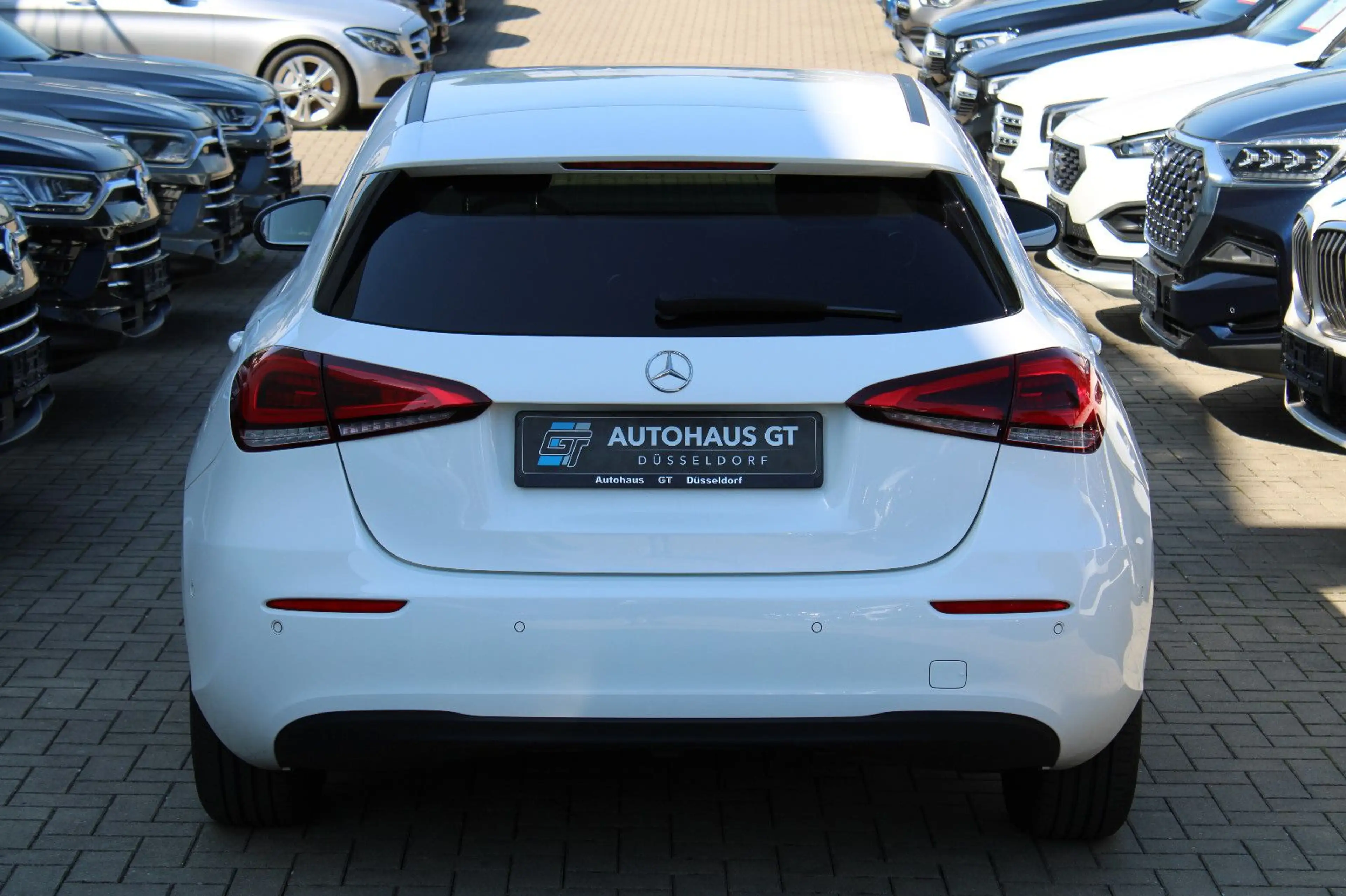 Mercedes-Benz A 180 d/DCT/Navi/Klima/Sitzhzg/Tempomat/Spur/AHK — photo 8