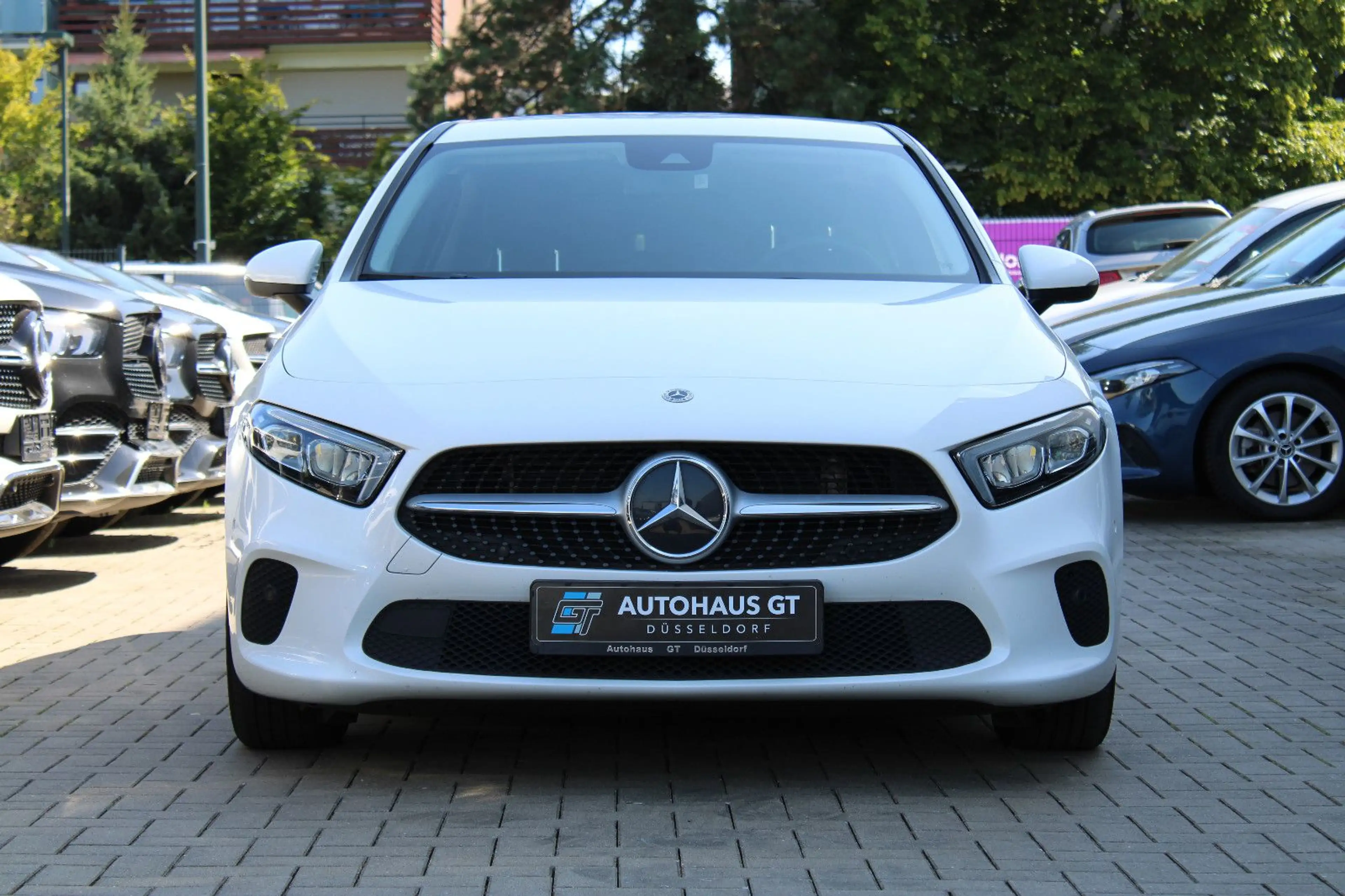Mercedes-Benz A 180 d/DCT/Navi/Klima/Sitzhzg/Tempomat/Spur/AHK — photo 9